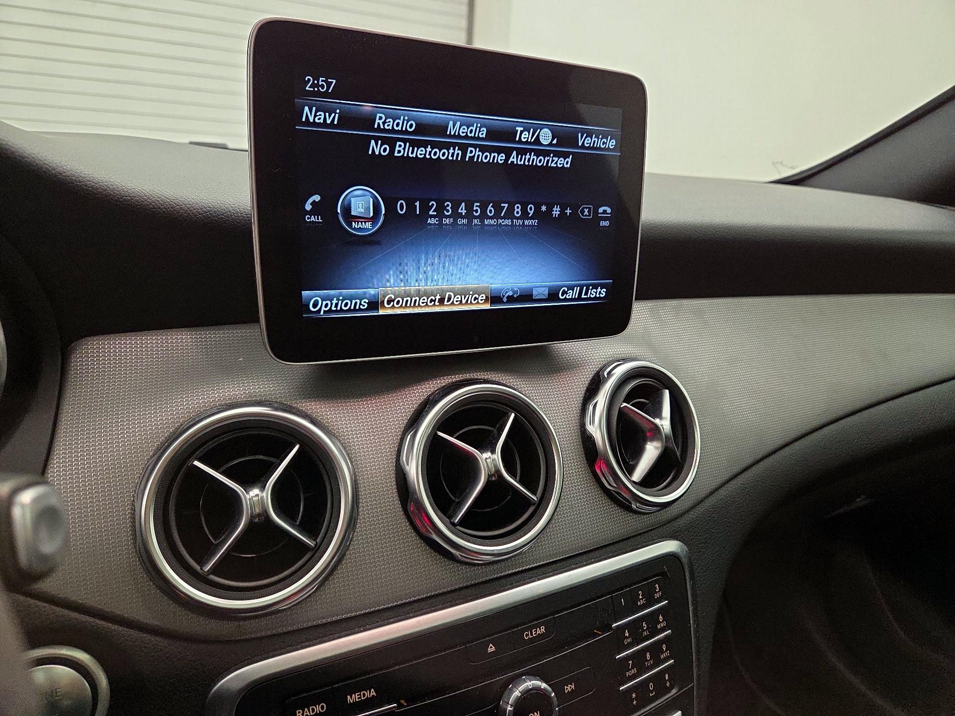 Thumbnail: 2020 Mercedes-Benz GLA - 15