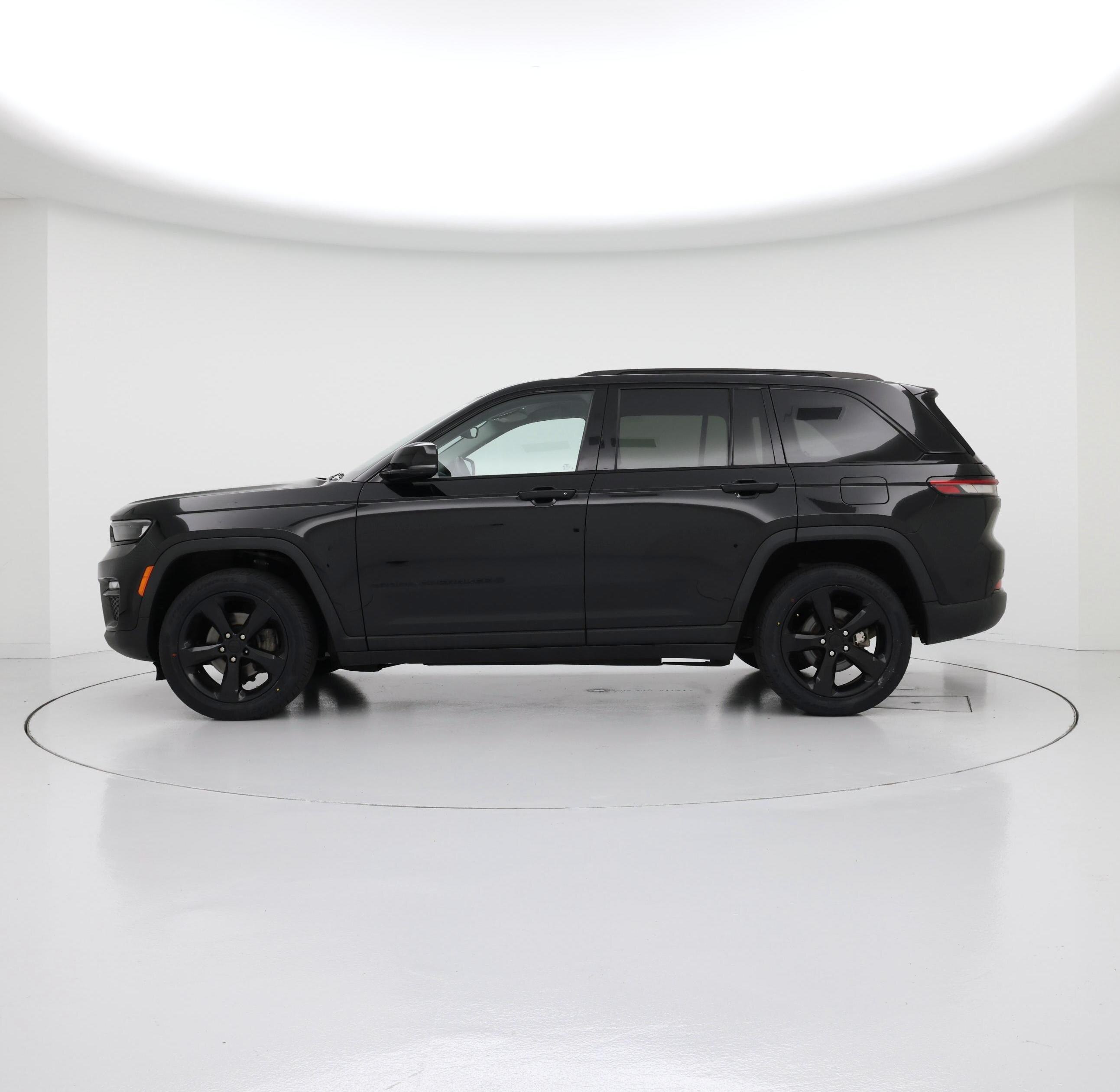Thumbnail: 2023 Jeep Grand Cherokee - 3