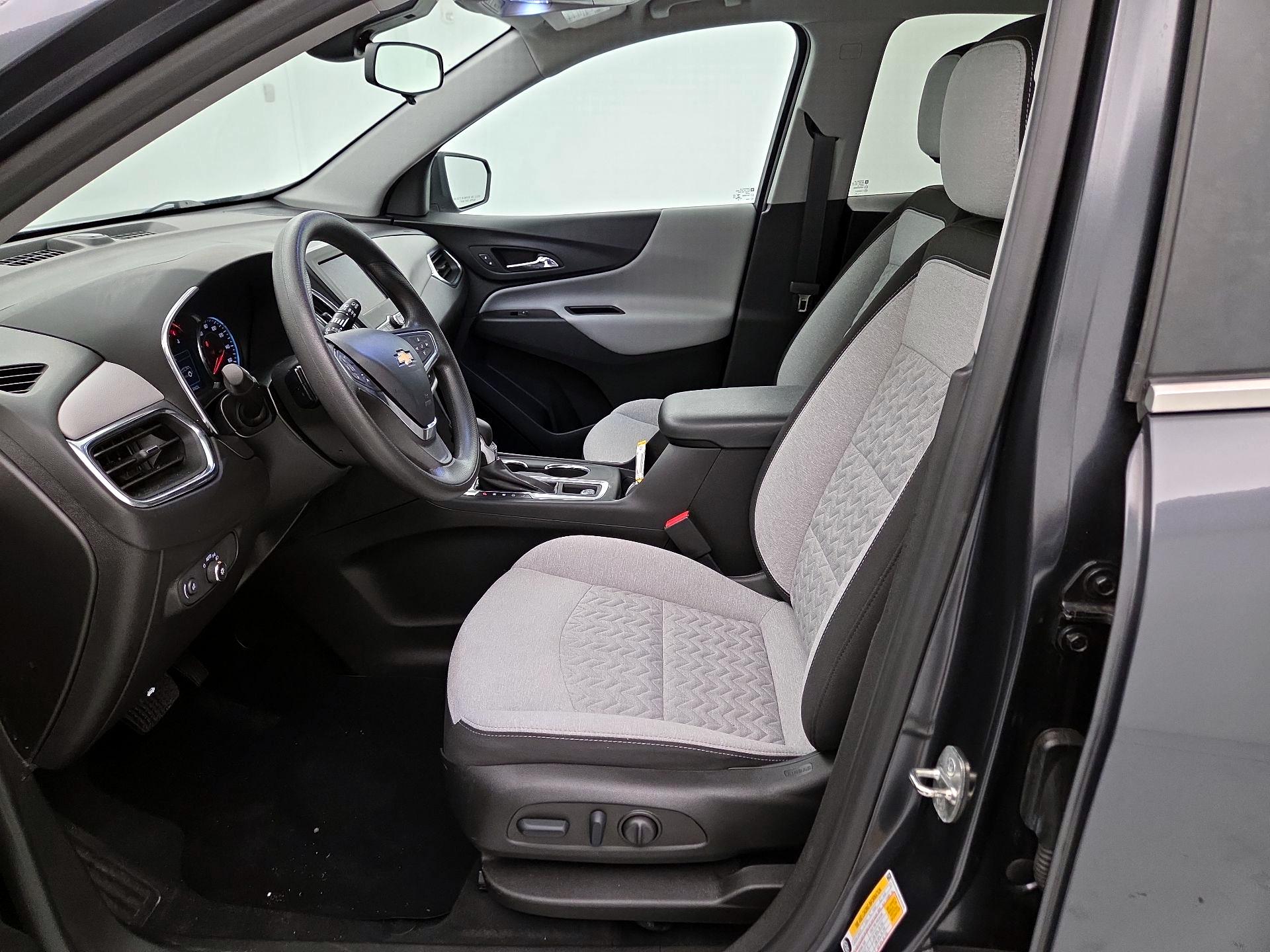 Thumbnail: 2022 Chevrolet Equinox - 11