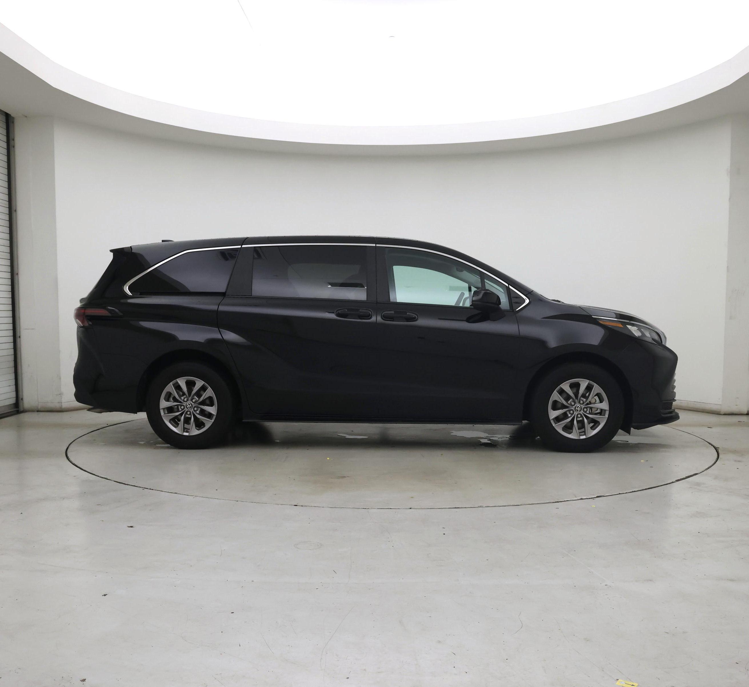 Thumbnail: 2025 Toyota Sienna - 7