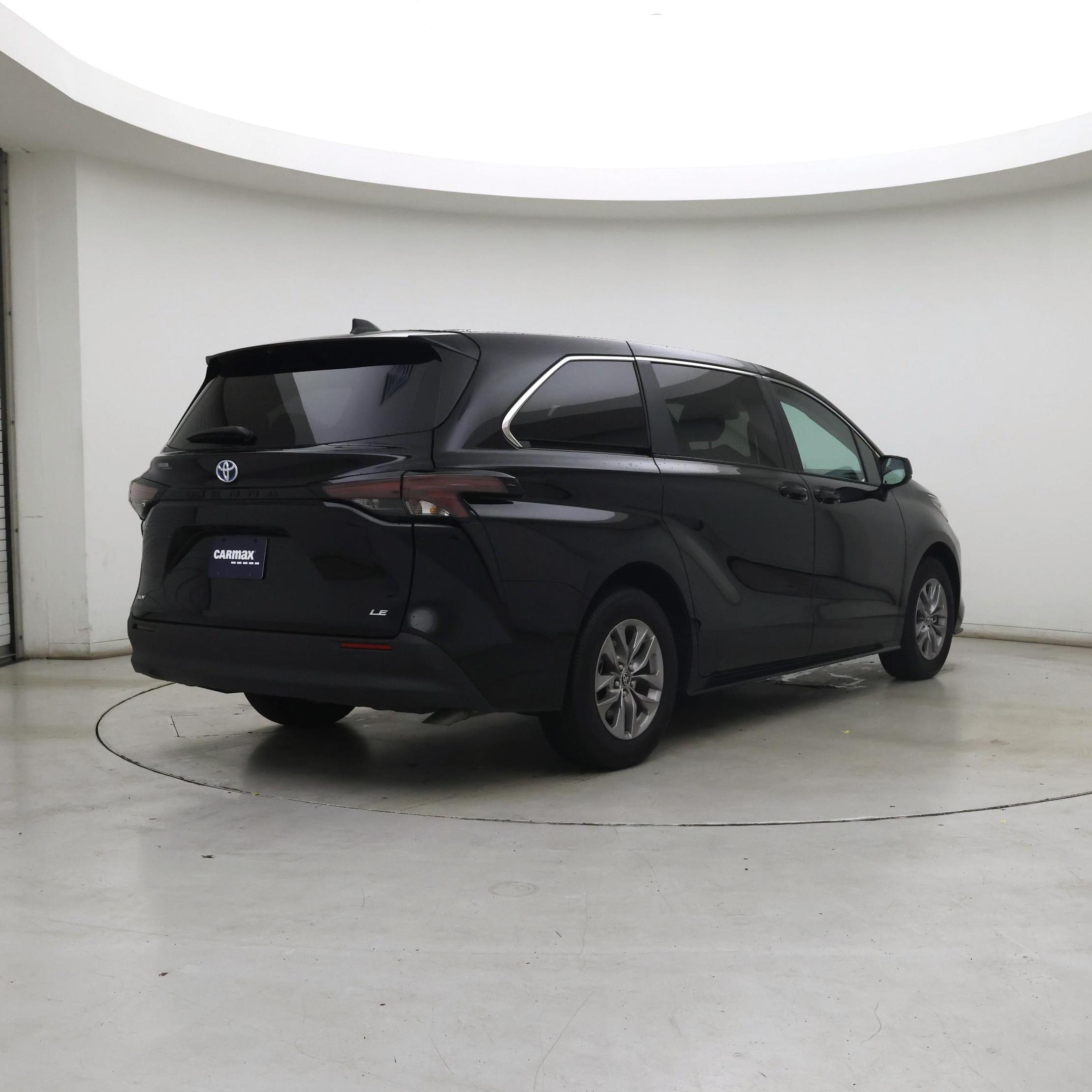 Thumbnail: 2025 Toyota Sienna - 8