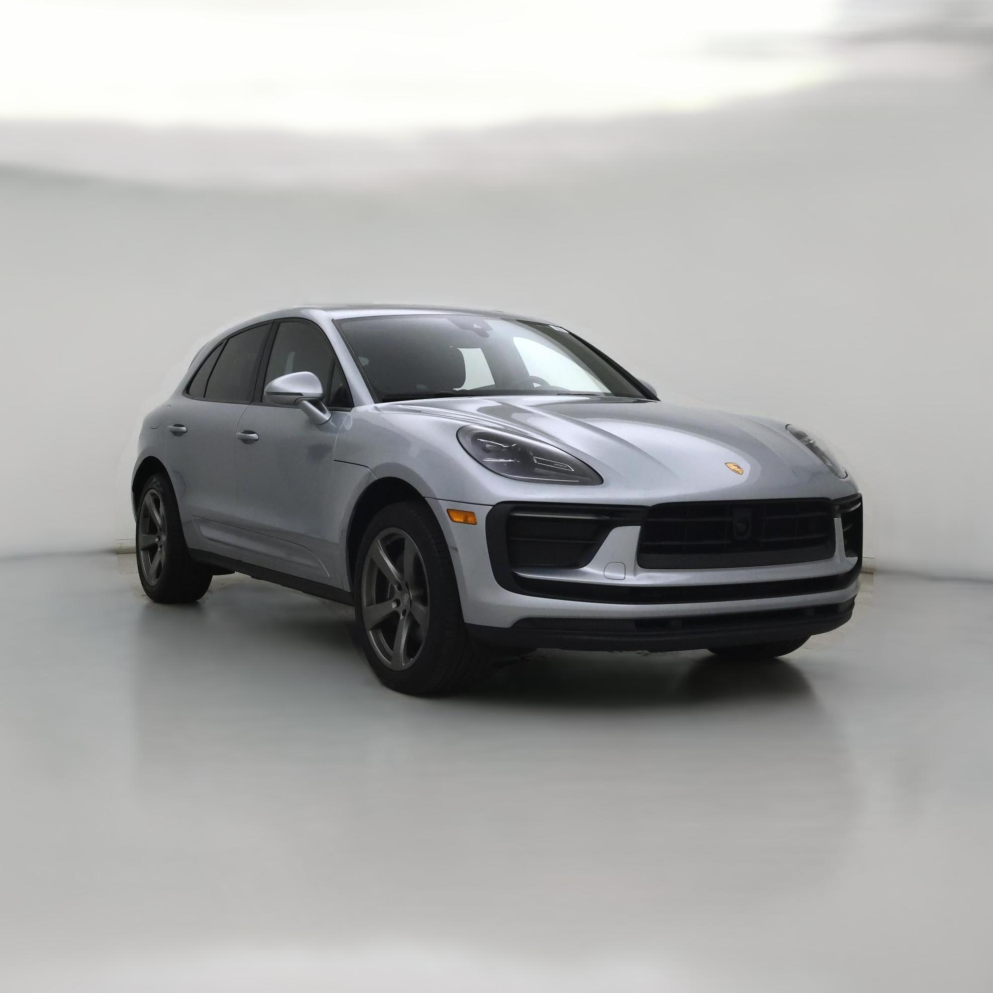 Thumbnail: 2023 Porsche Macan - 1