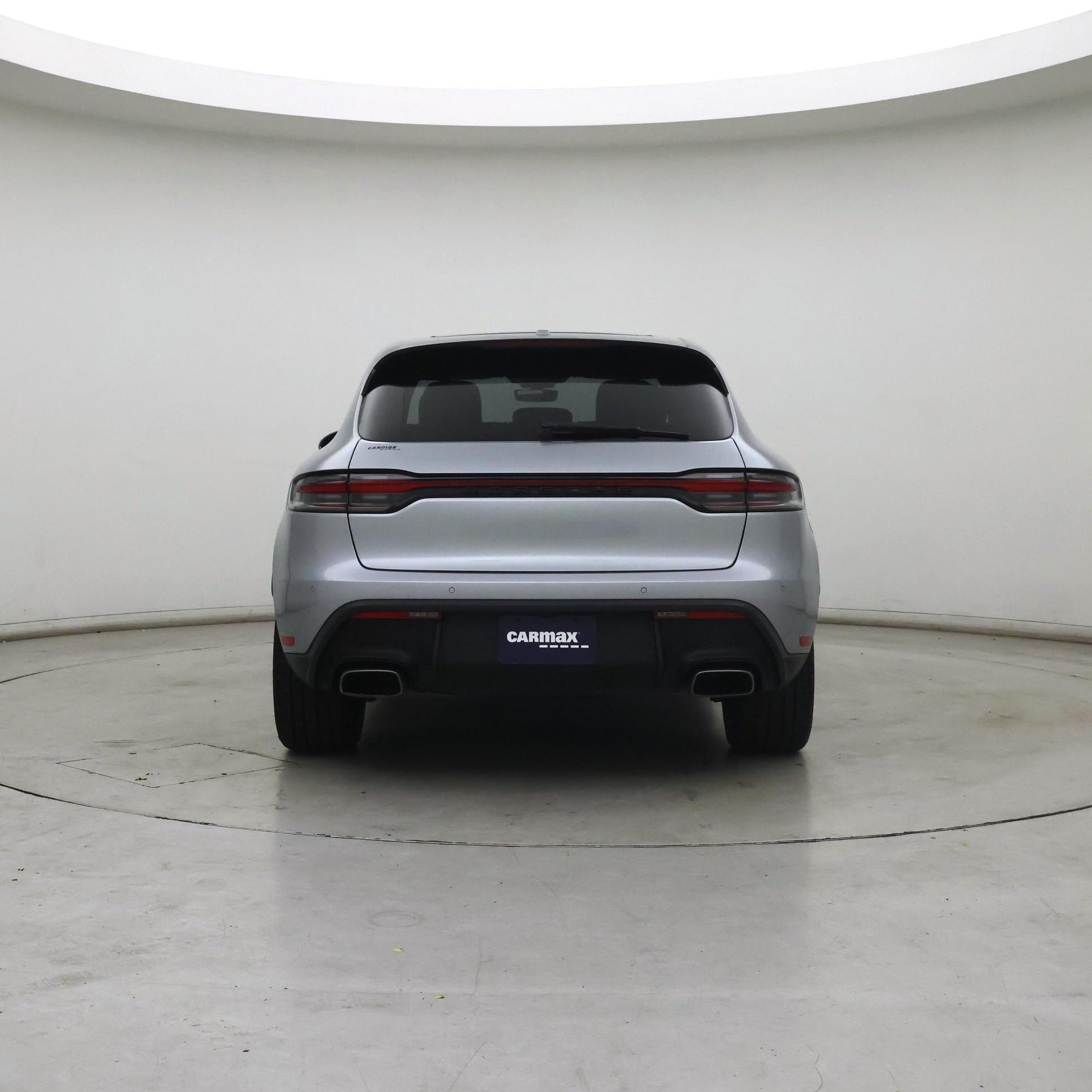 Thumbnail: 2023 Porsche Macan - 6