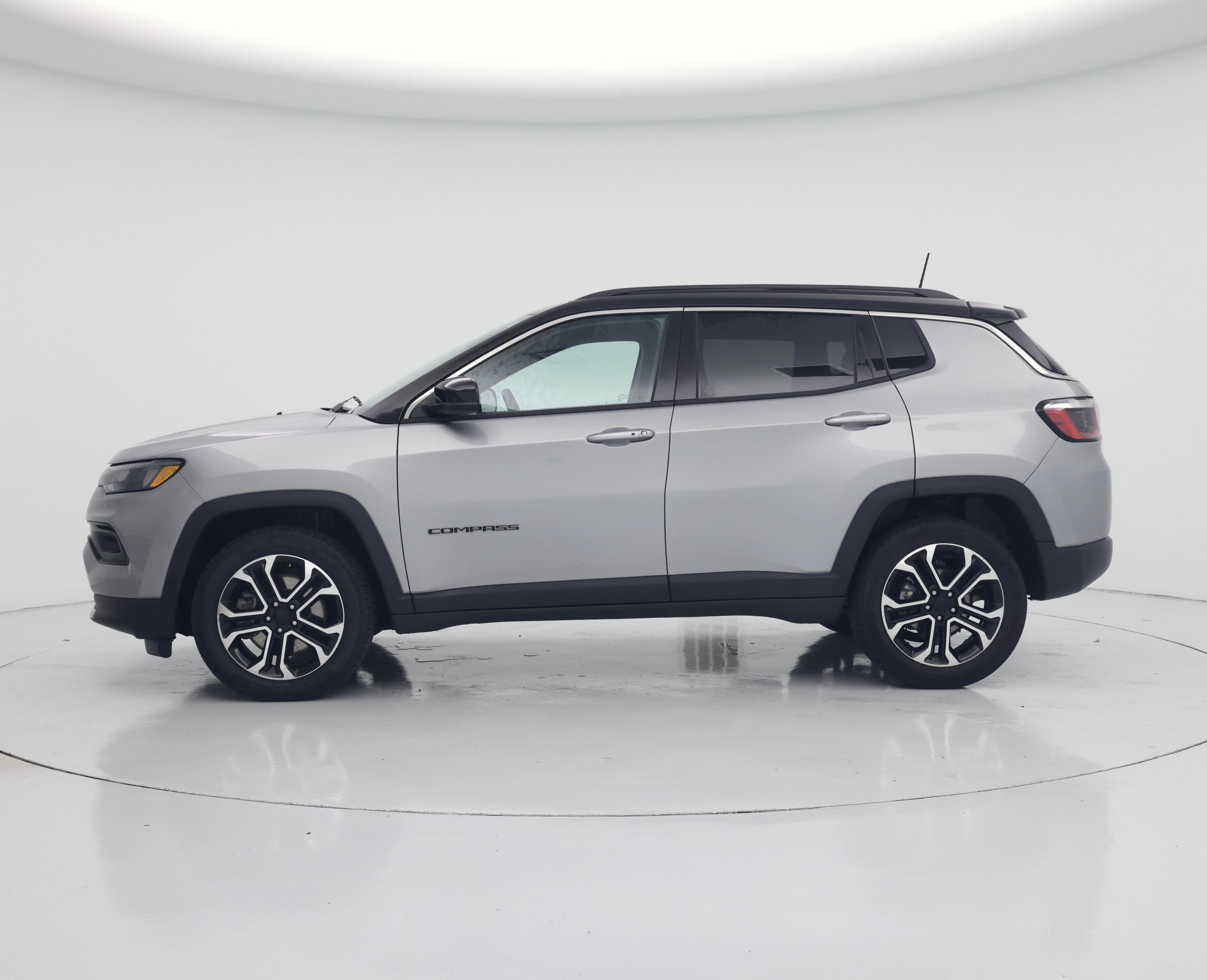 Thumbnail: 2023 Jeep Compass - 3