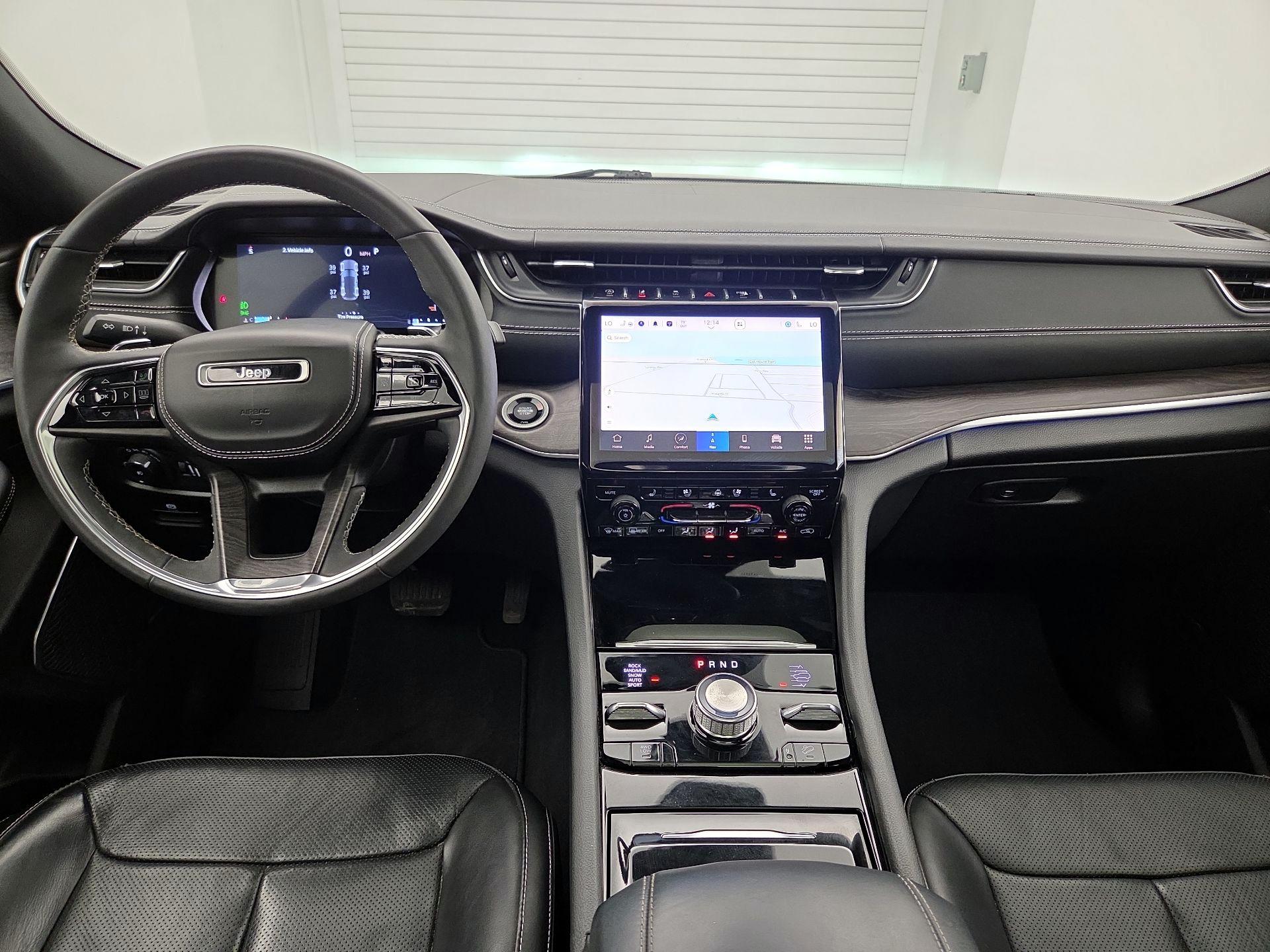 Thumbnail: 2023 Jeep Grand Cherokee - 9