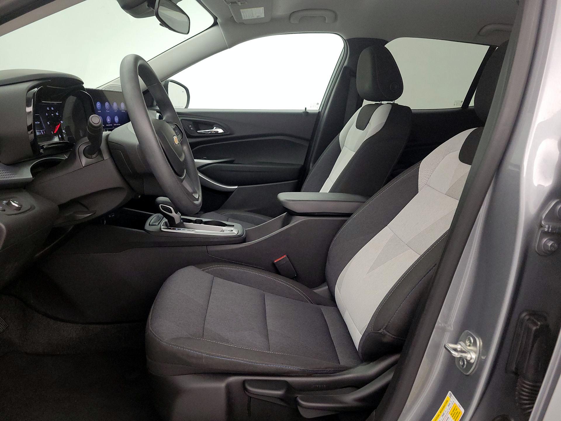 Thumbnail: 2024 Chevrolet Trax - 11