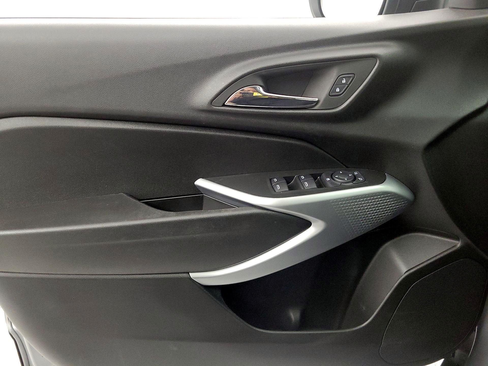 Thumbnail: 2024 Chevrolet Trax - 12
