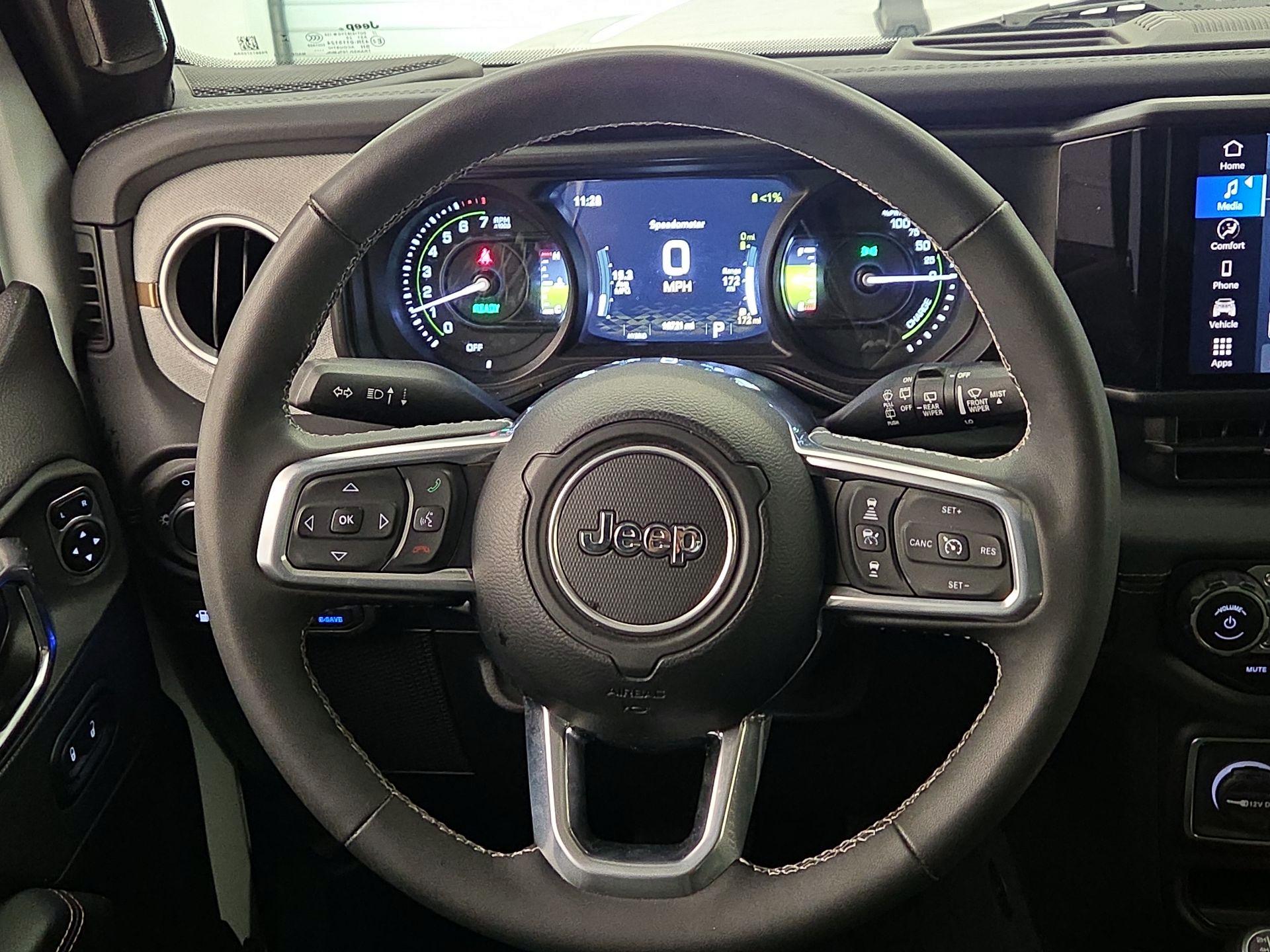 Thumbnail: 2025 Jeep Wrangler - 10