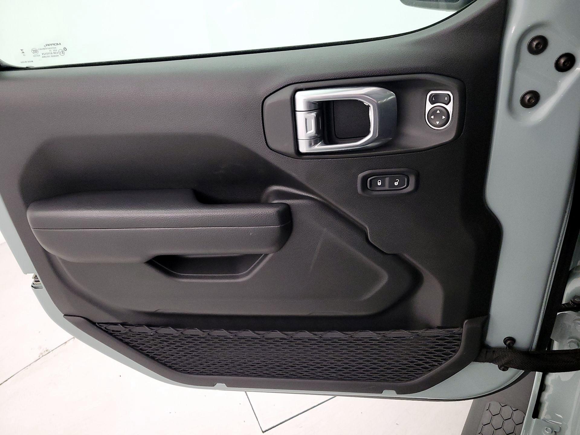 Thumbnail: 2024 Jeep Wrangler - 12