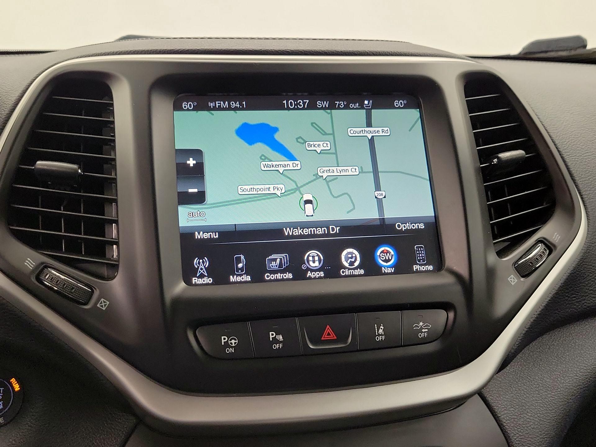 Thumbnail: 2015 Jeep Cherokee - 14