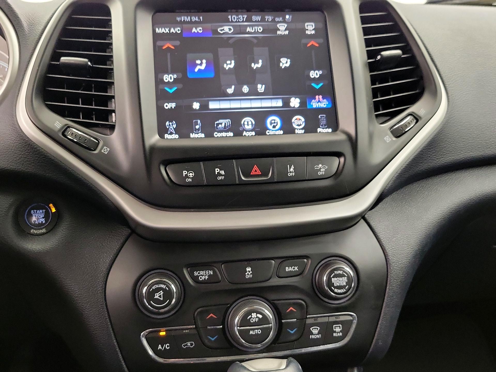 Thumbnail: 2015 Jeep Cherokee - 17