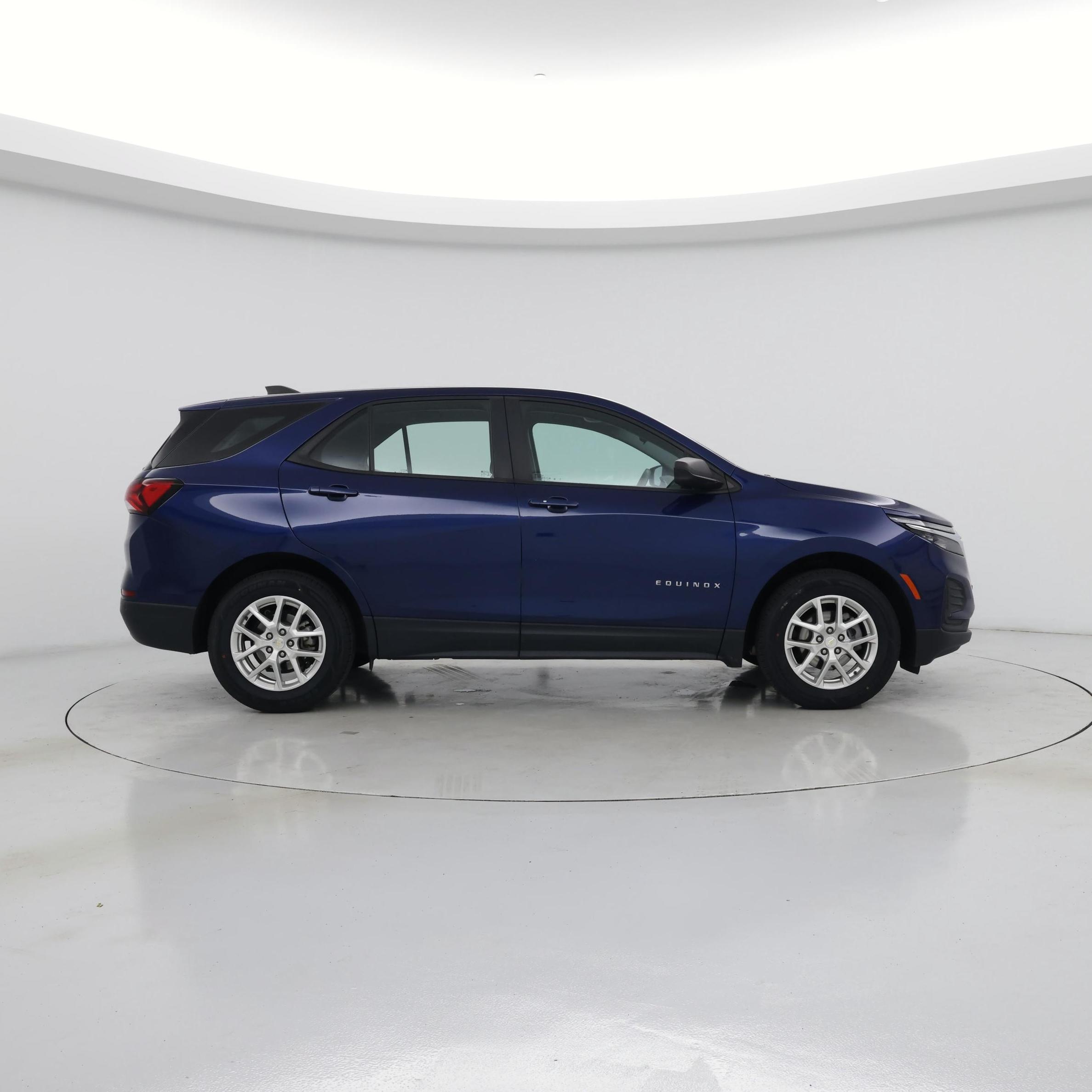 Thumbnail: 2022 Chevrolet Equinox - 7
