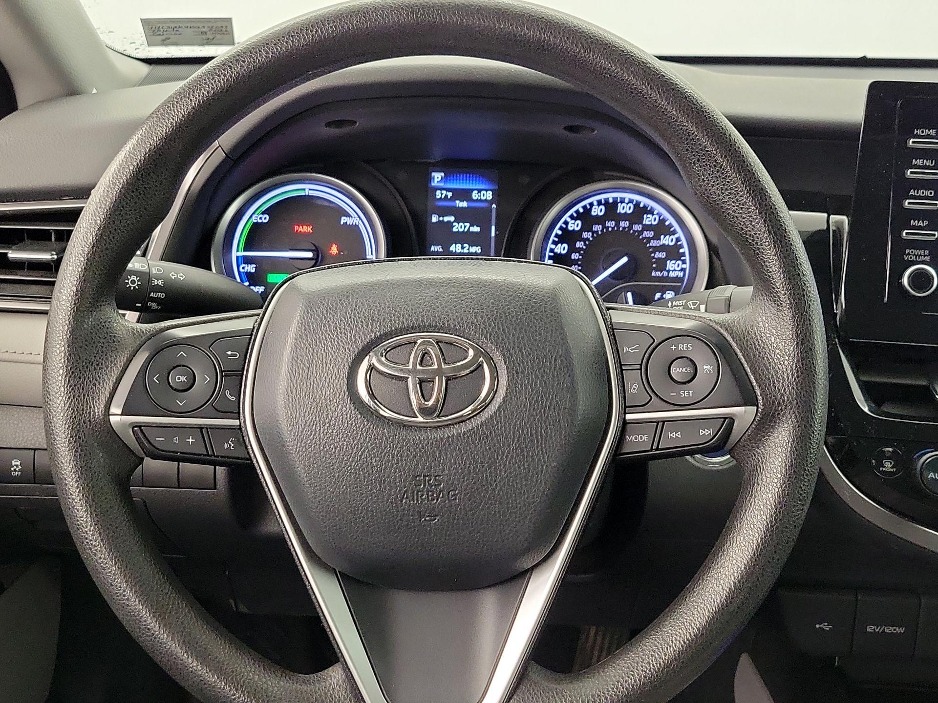 Thumbnail: 2022 Toyota Camry - 10
