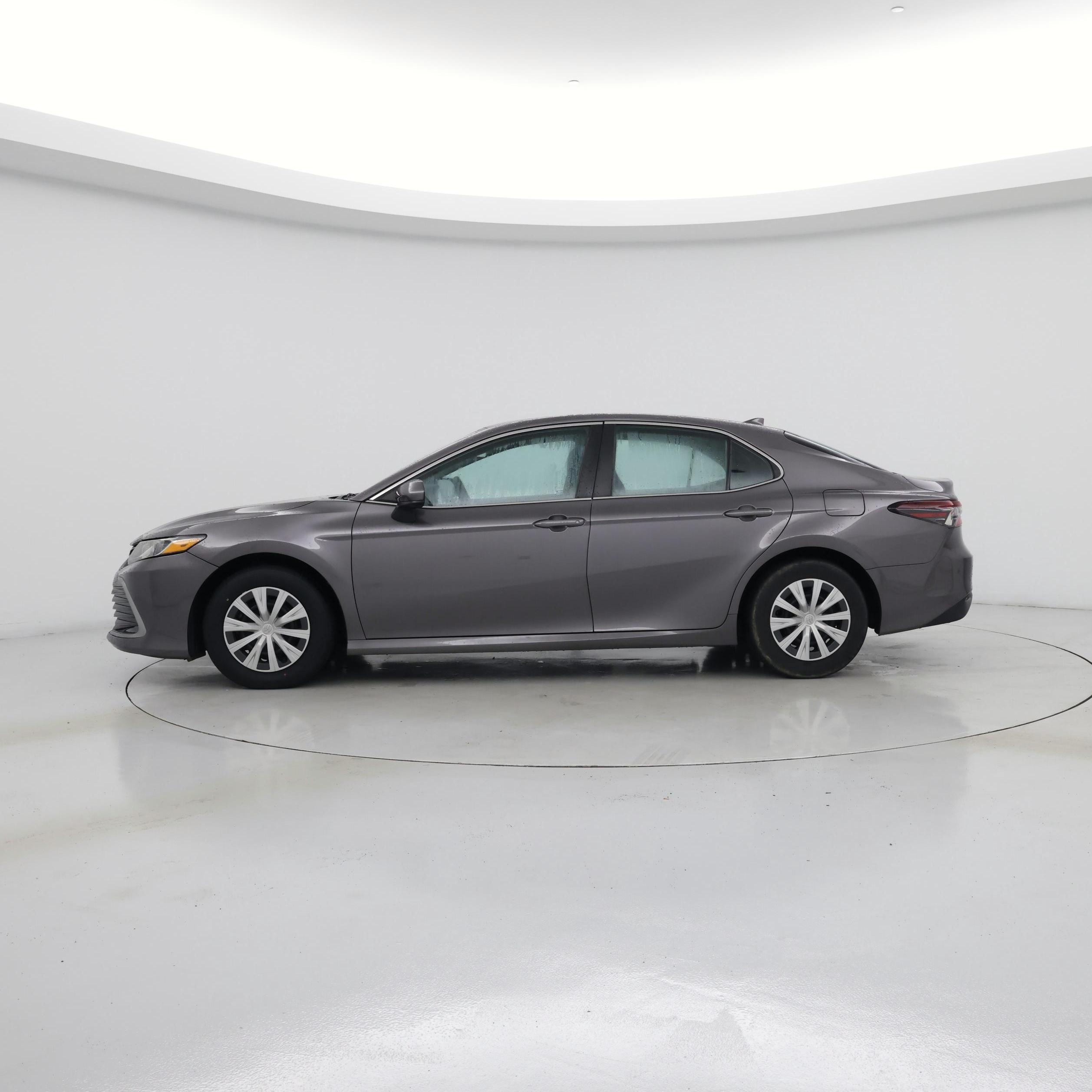 Thumbnail: 2022 Toyota Camry - 3