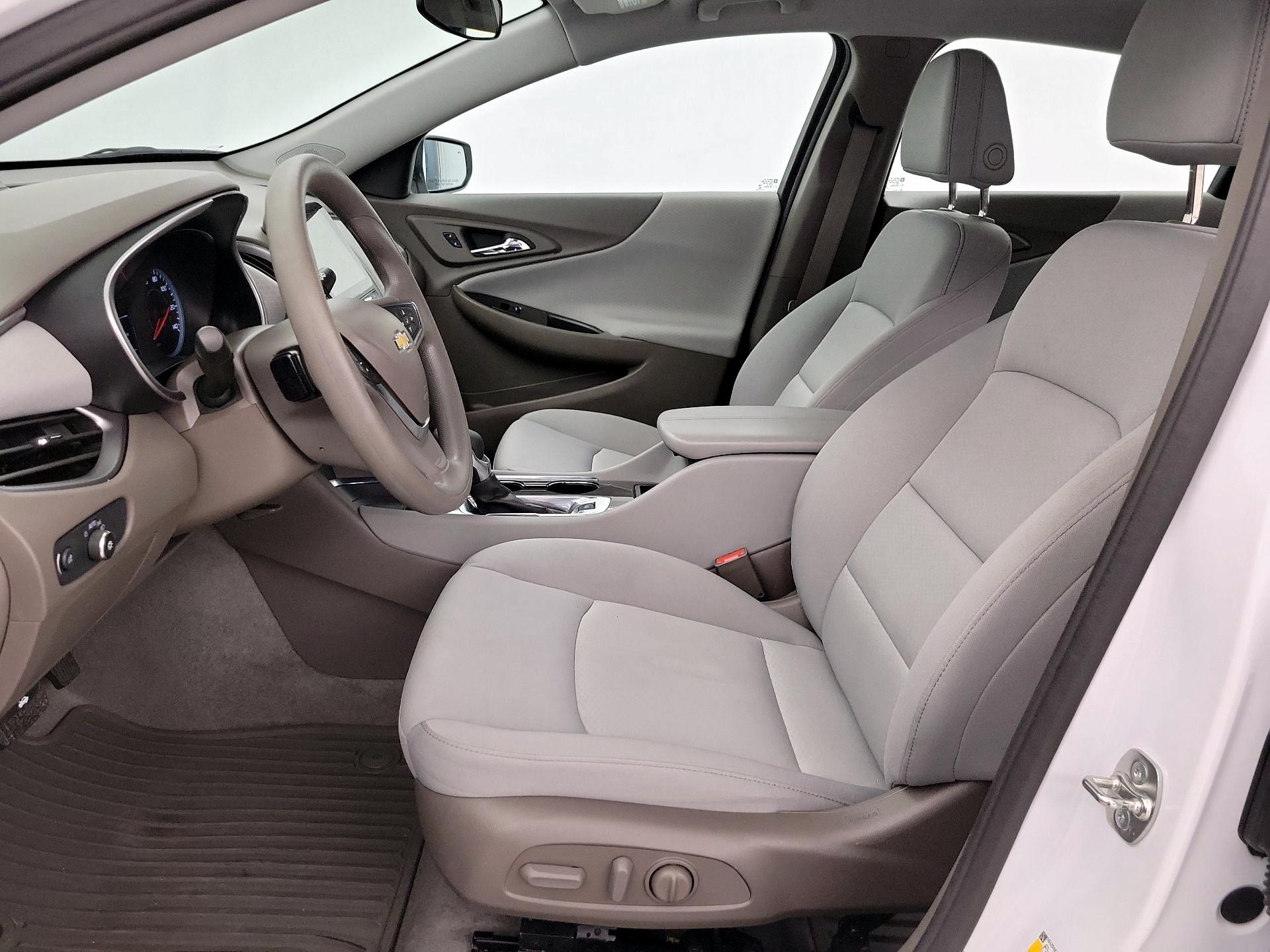 Thumbnail: 2025 Chevrolet Malibu - 11