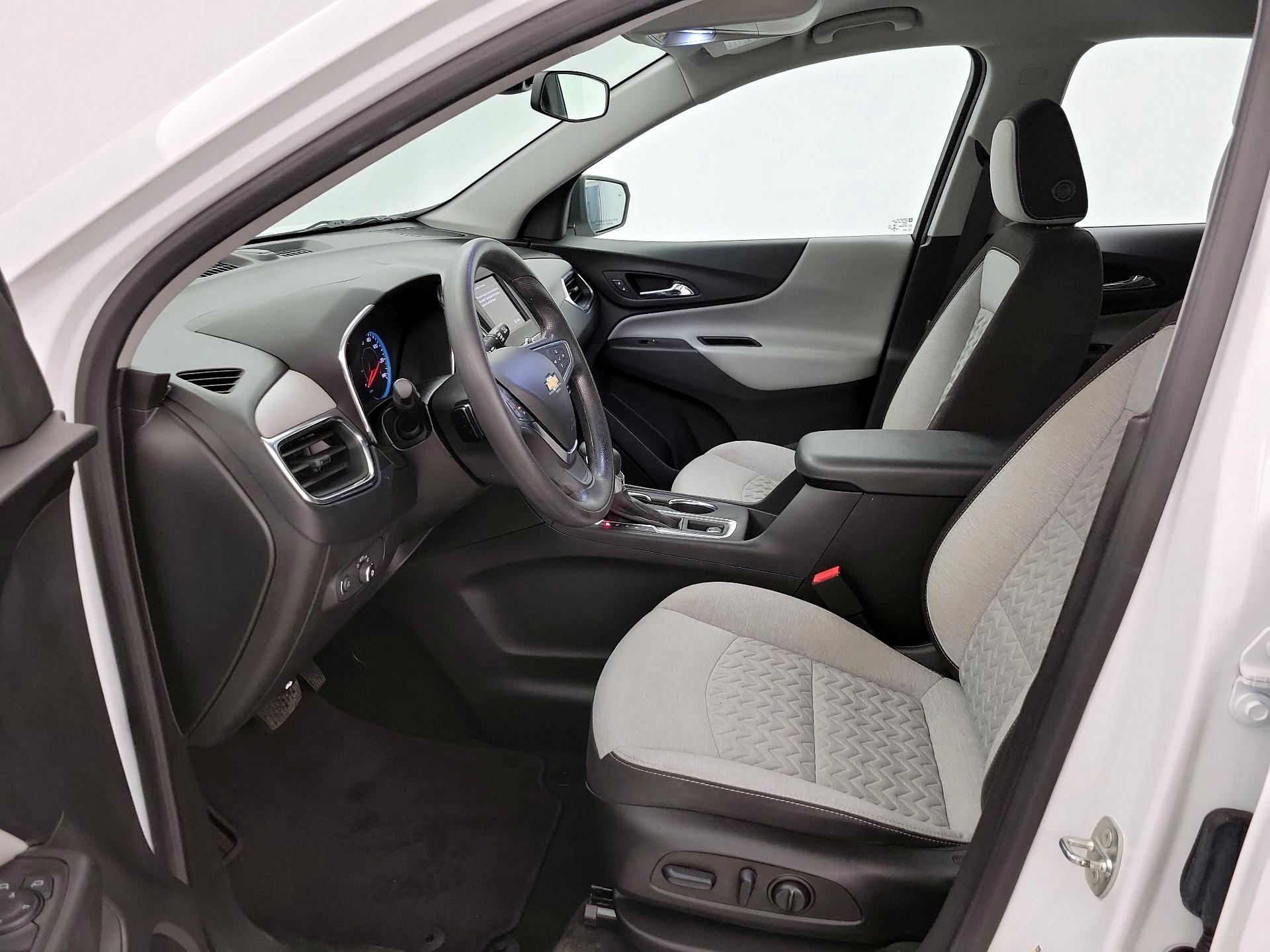 Thumbnail: 2022 Chevrolet Equinox - 11