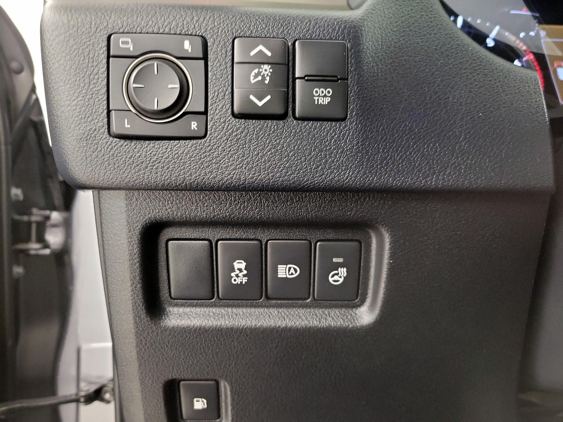 Thumbnail: 2022 Lexus GX - 13
