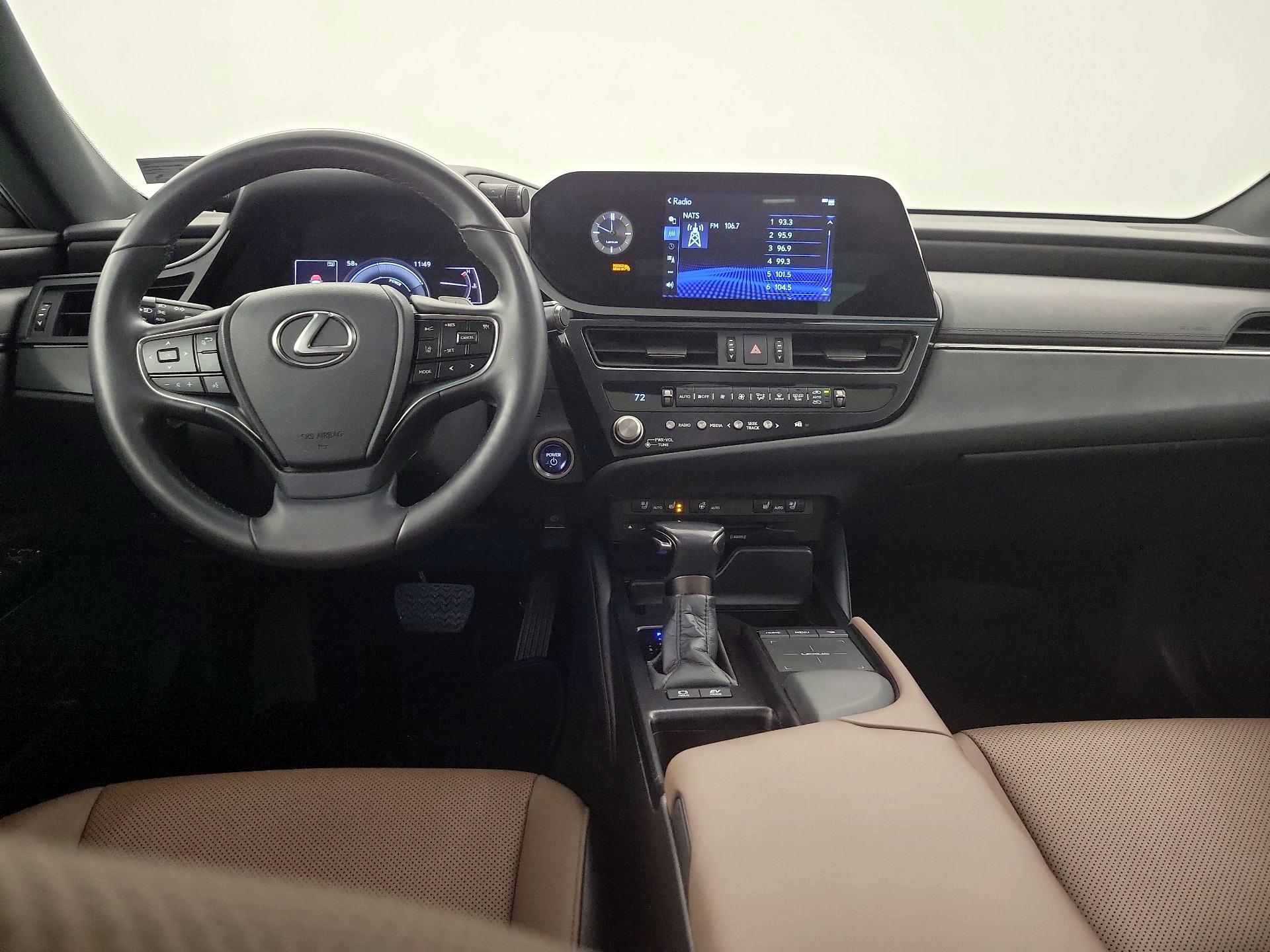 Thumbnail: 2022 Lexus ES - 9