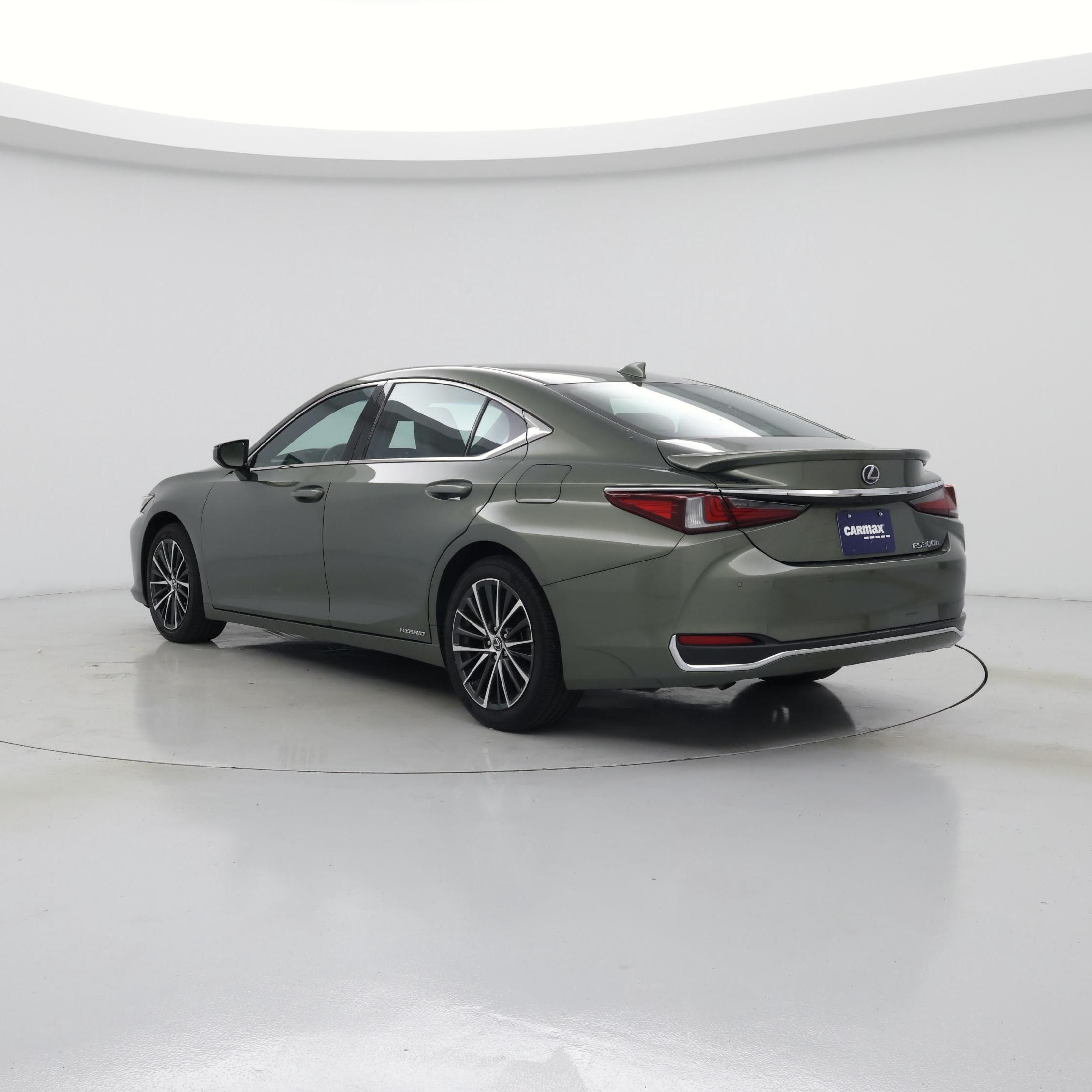 Thumbnail: 2022 Lexus ES - 2