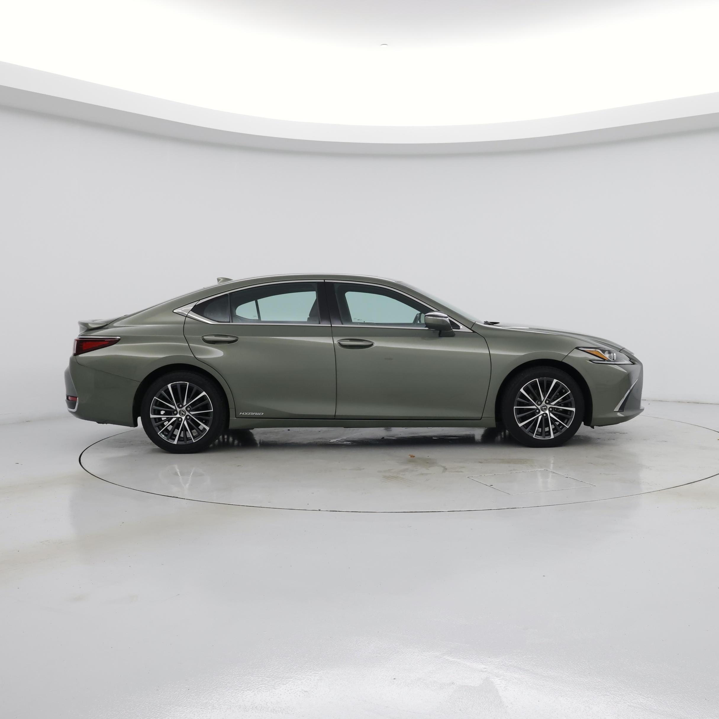 Thumbnail: 2022 Lexus ES - 7