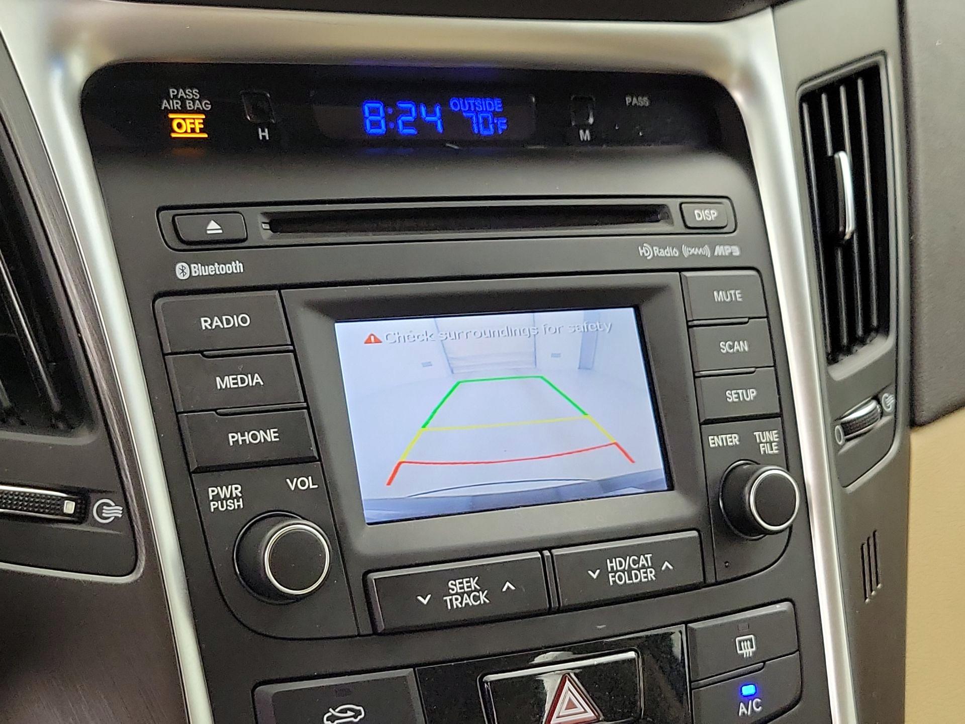 Thumbnail: 2014 Hyundai Sonata - 14