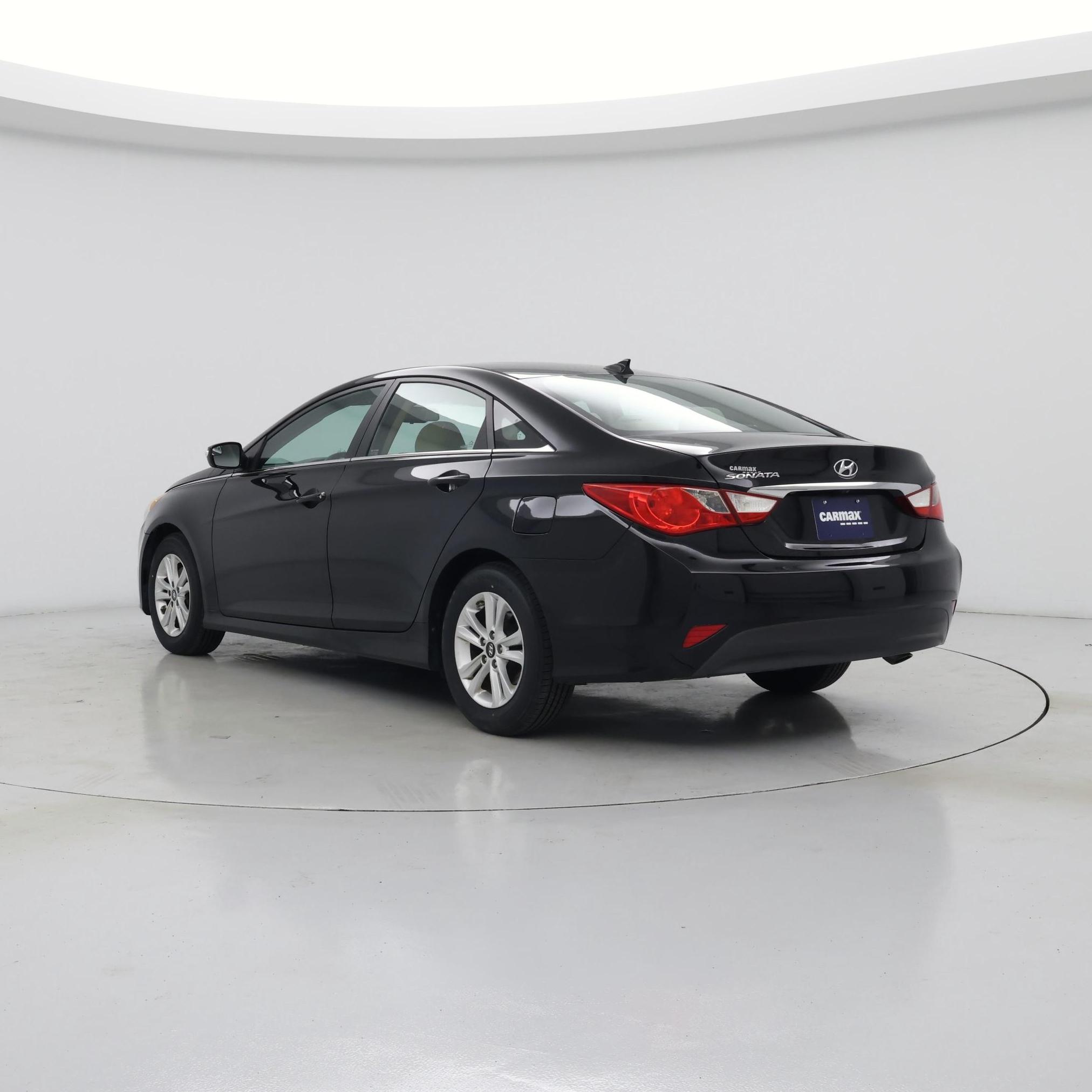 Thumbnail: 2014 Hyundai Sonata - 2