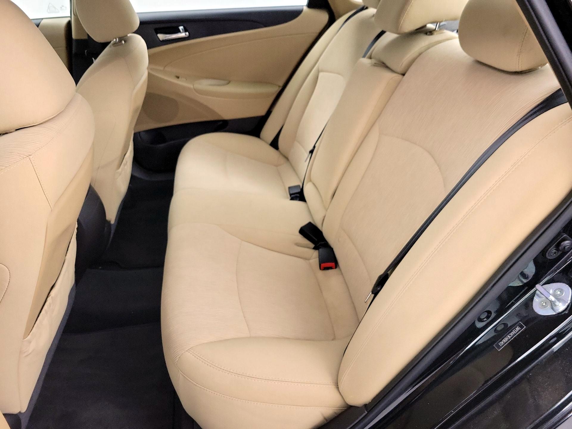 Thumbnail: 2014 Hyundai Sonata - 19