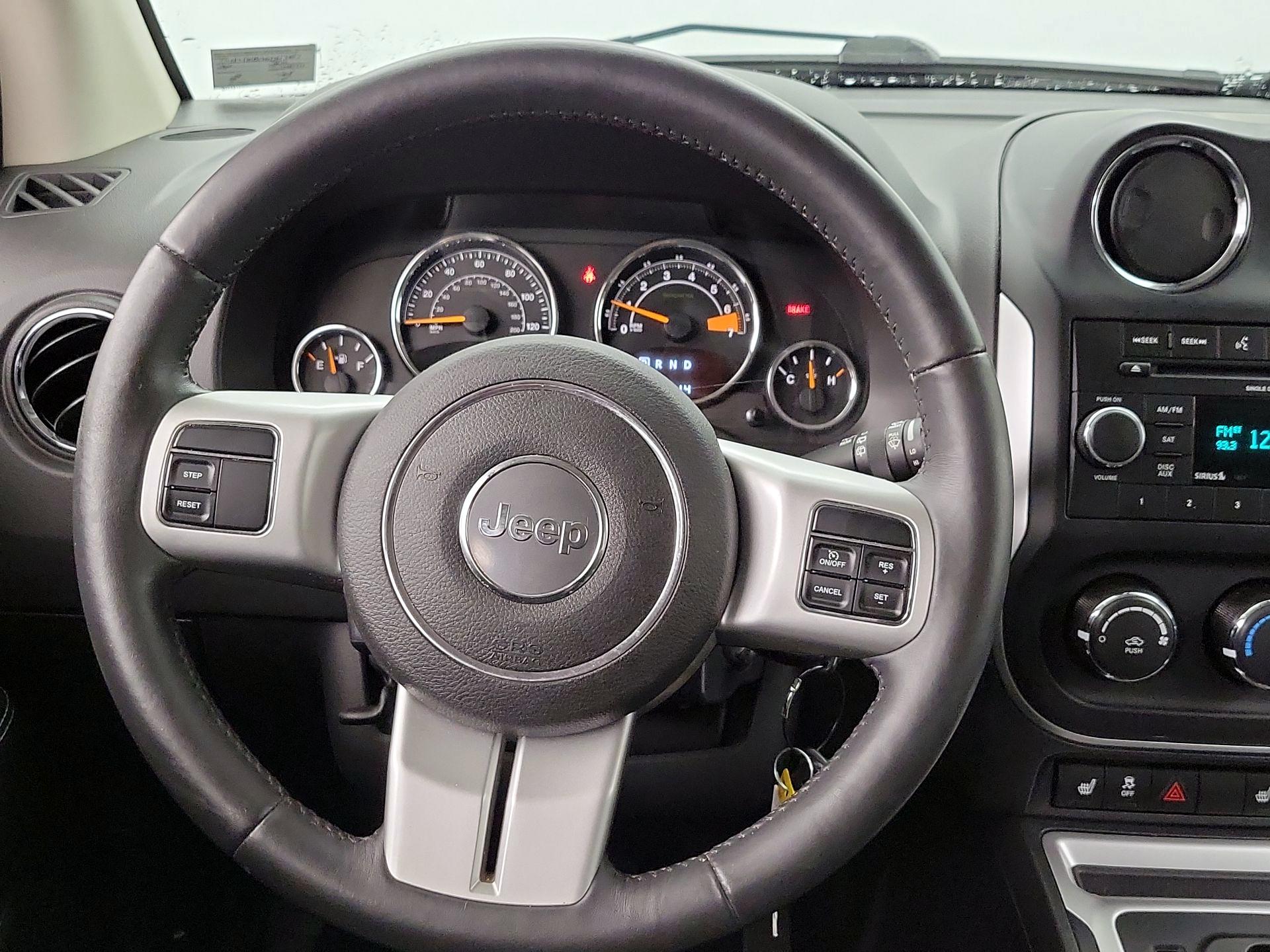Thumbnail: 2016 Jeep Compass - 10
