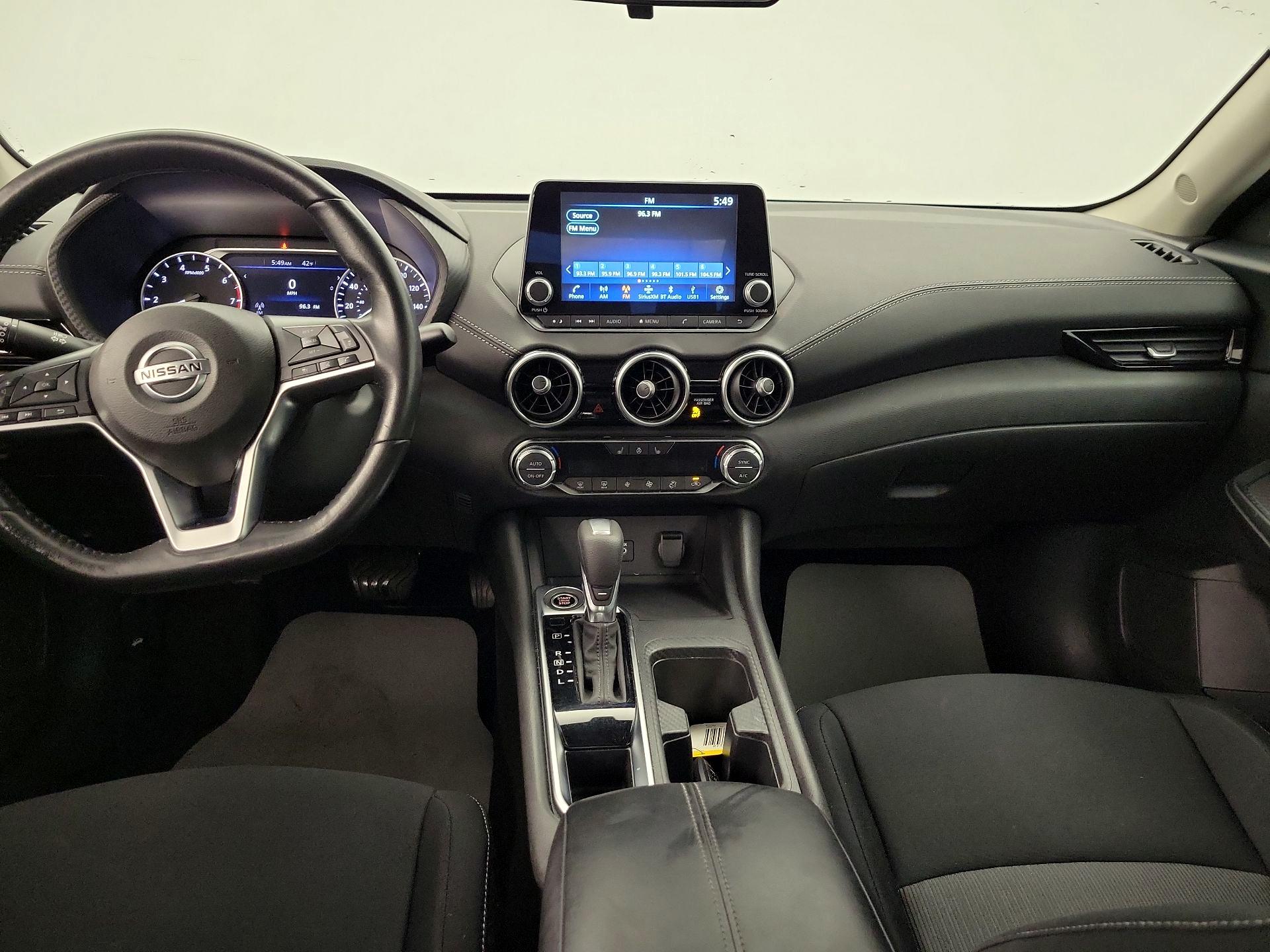 Thumbnail: 2023 Nissan Sentra - 9