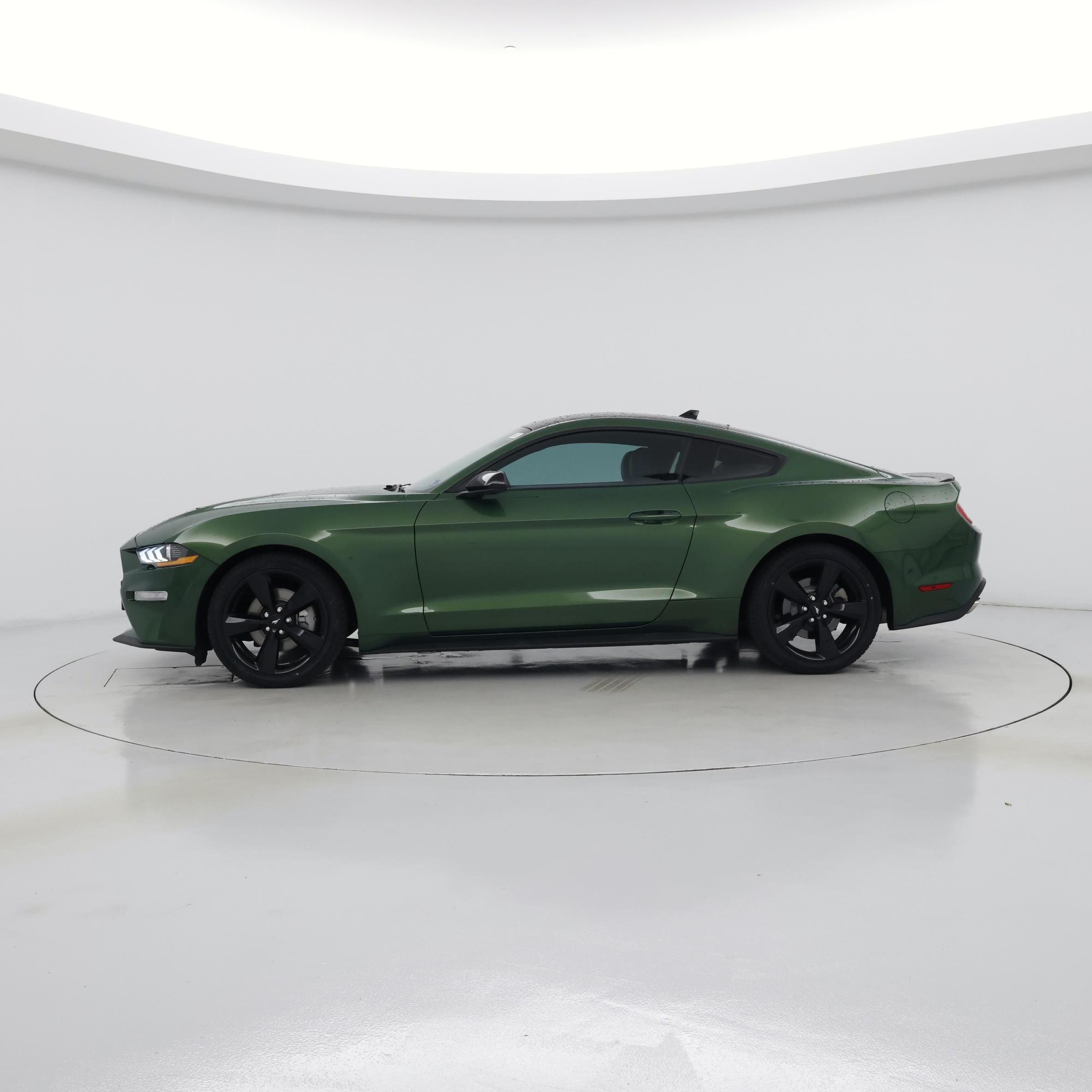 Thumbnail: 2022 Ford Mustang - 3