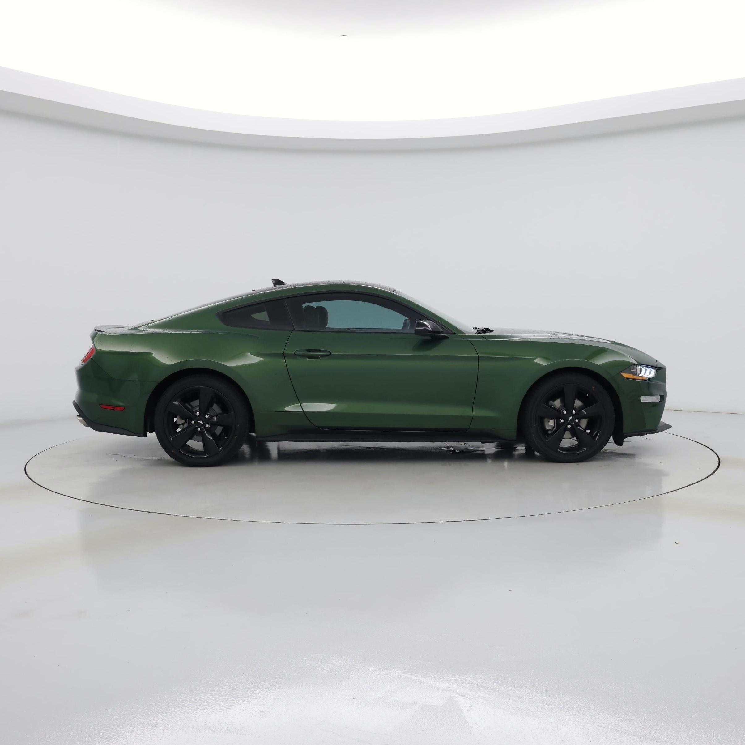 Thumbnail: 2022 Ford Mustang - 7