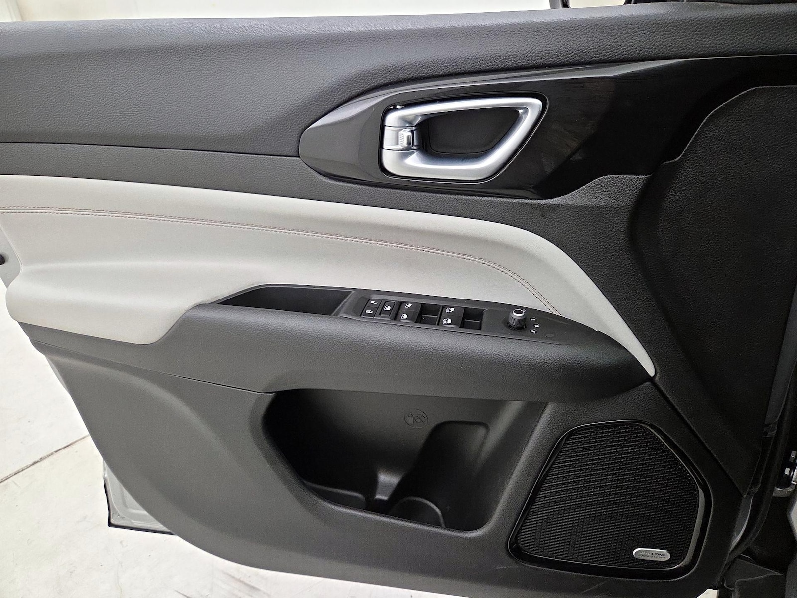 2023 Jeep Compass Limited - Photo 13
