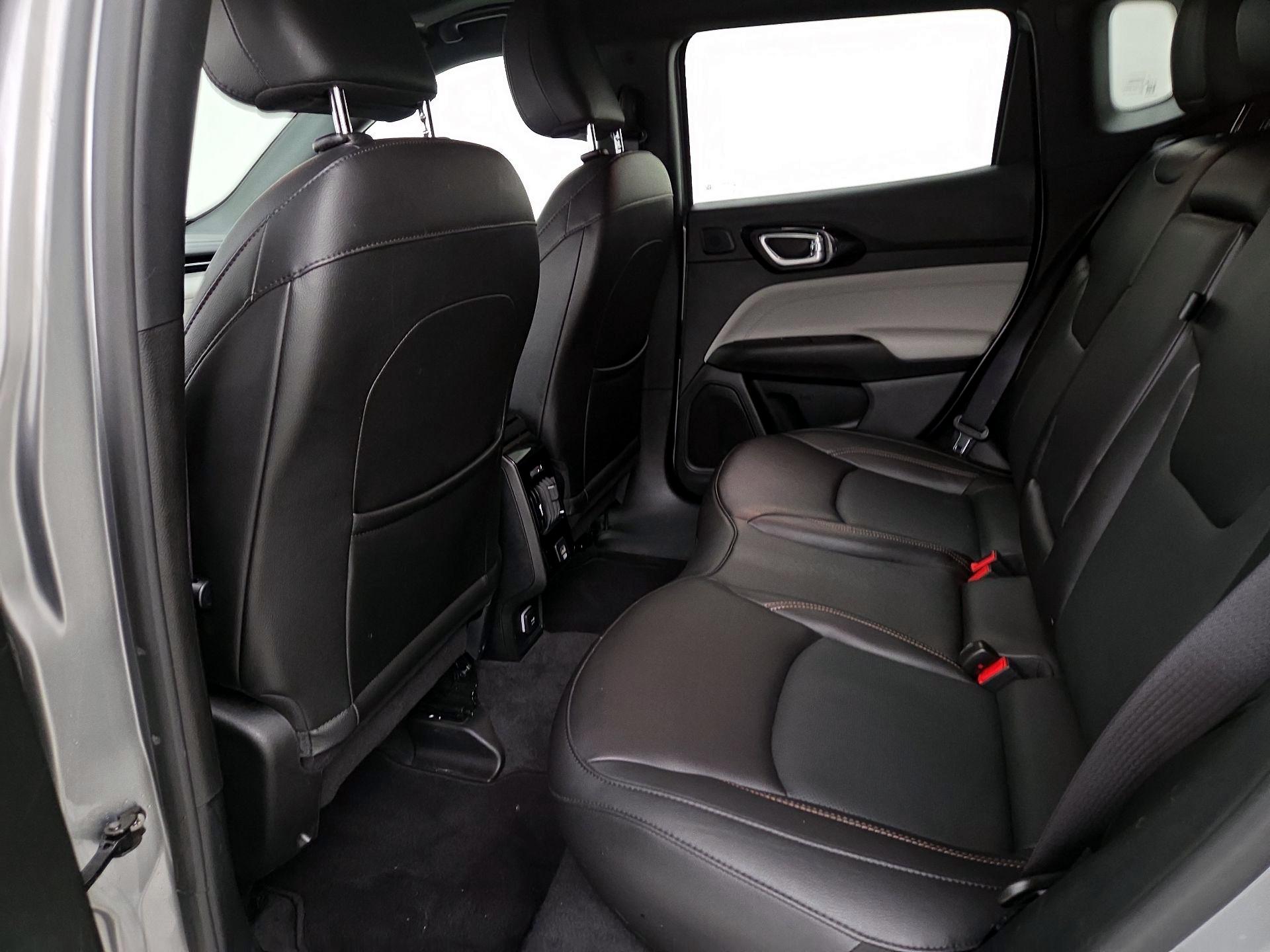 Thumbnail: 2023 Jeep Compass - 18
