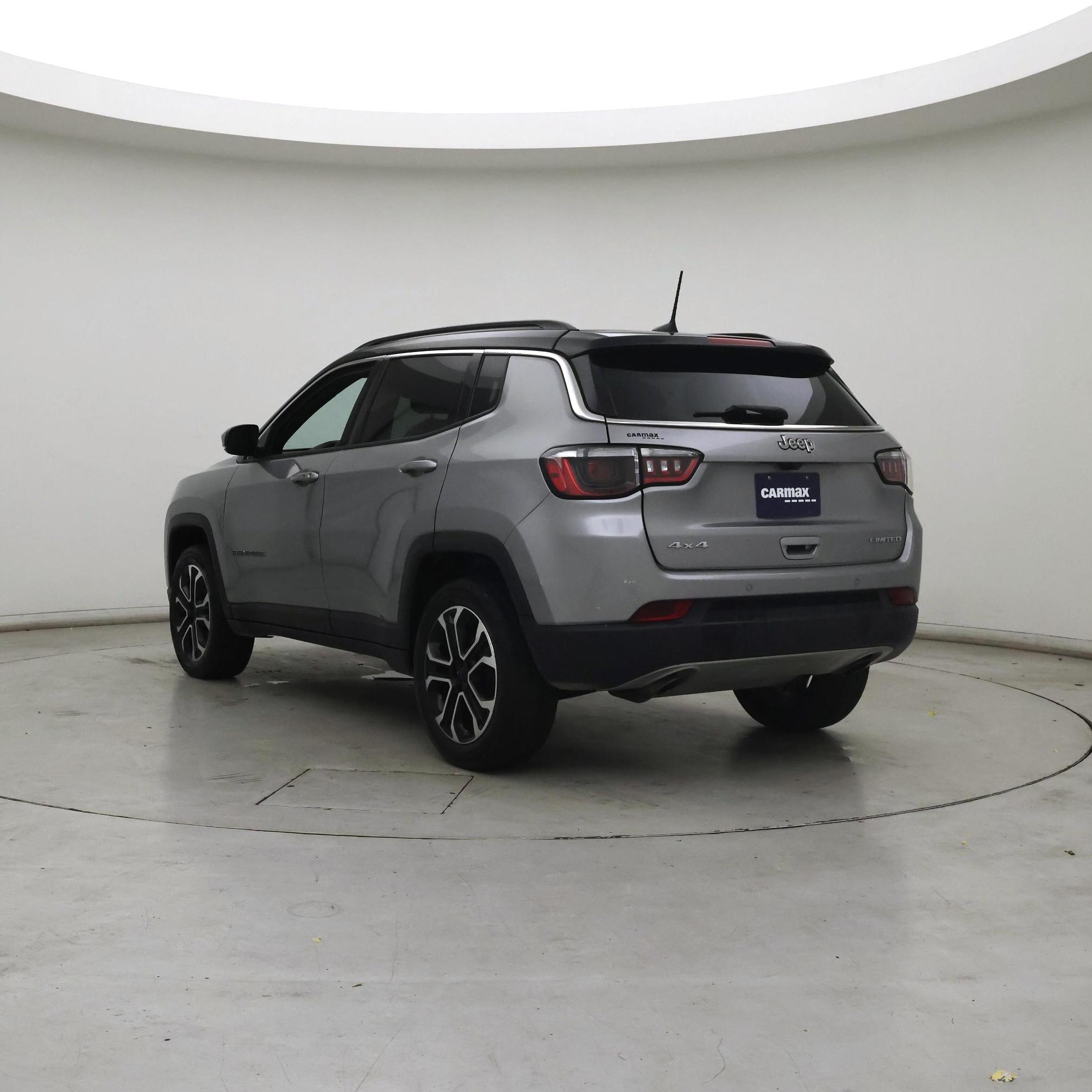 Thumbnail: 2023 Jeep Compass - 2