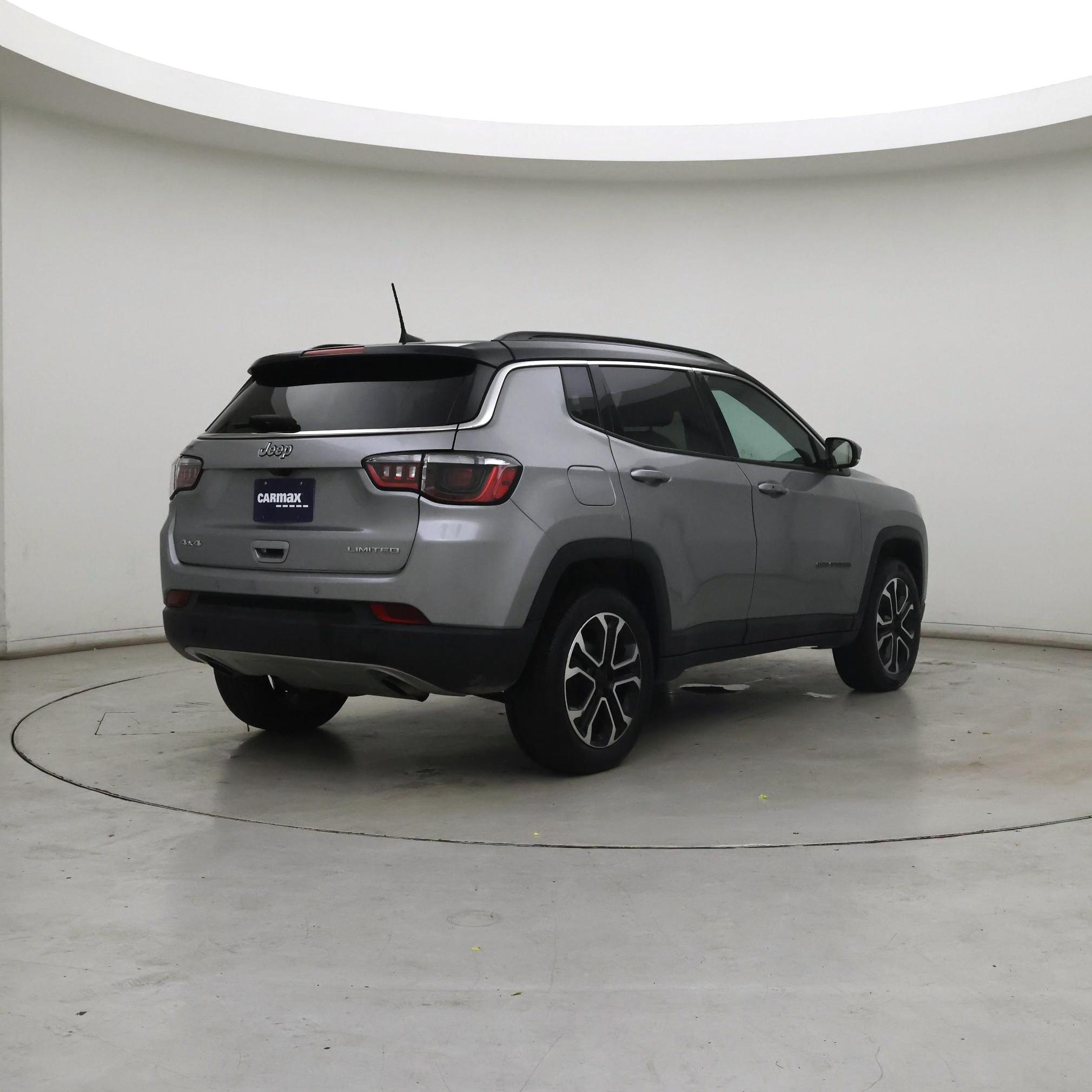 Thumbnail: 2023 Jeep Compass - 8