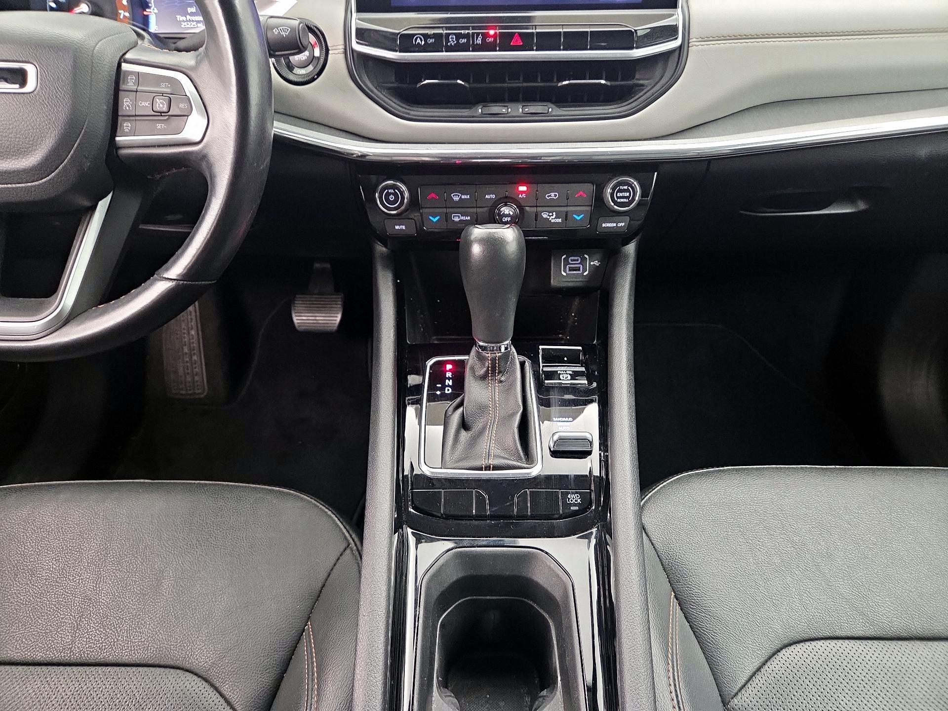 Thumbnail: 2022 Jeep Compass - 17