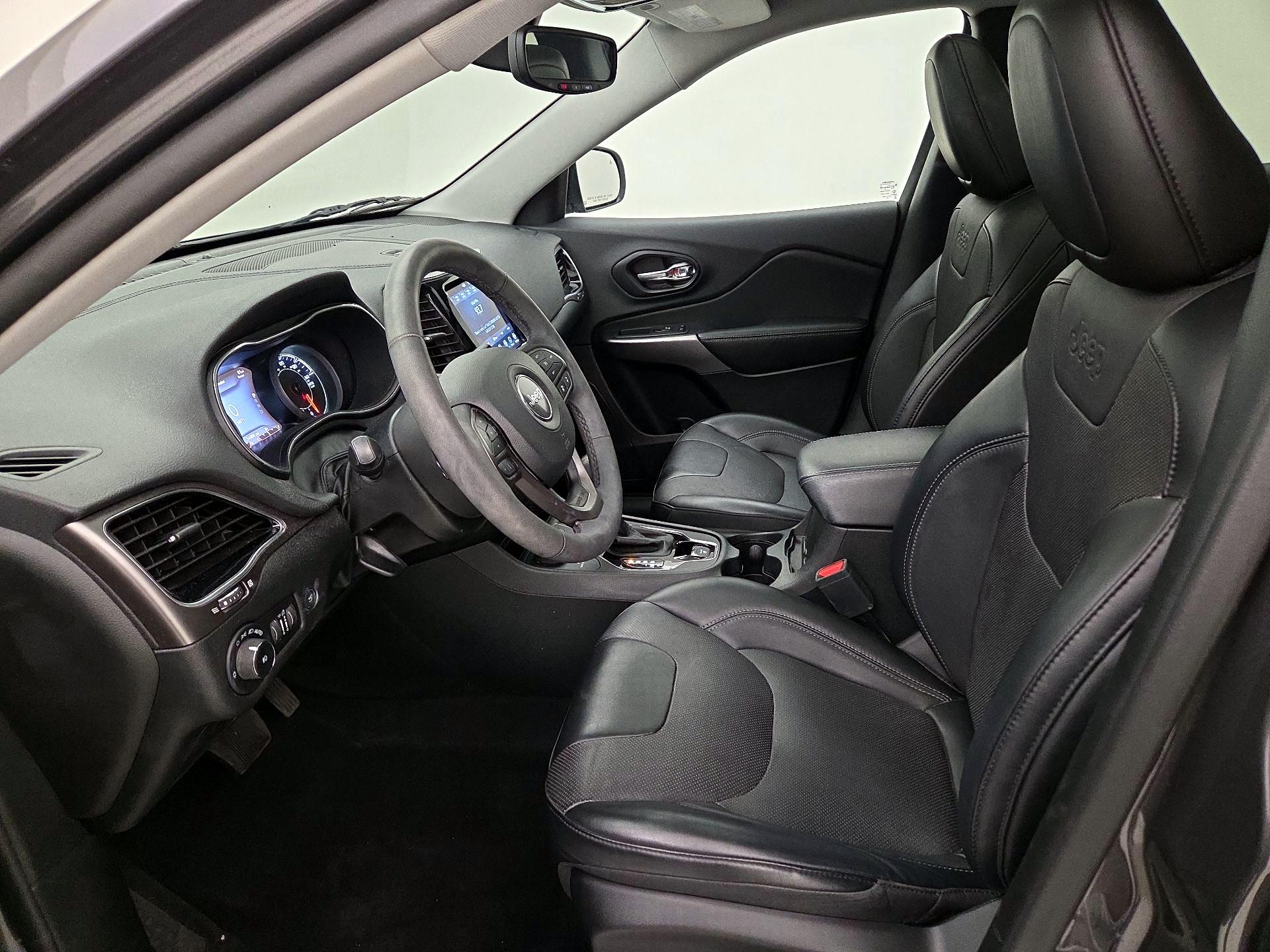 Thumbnail: 2022 Jeep Cherokee - 11