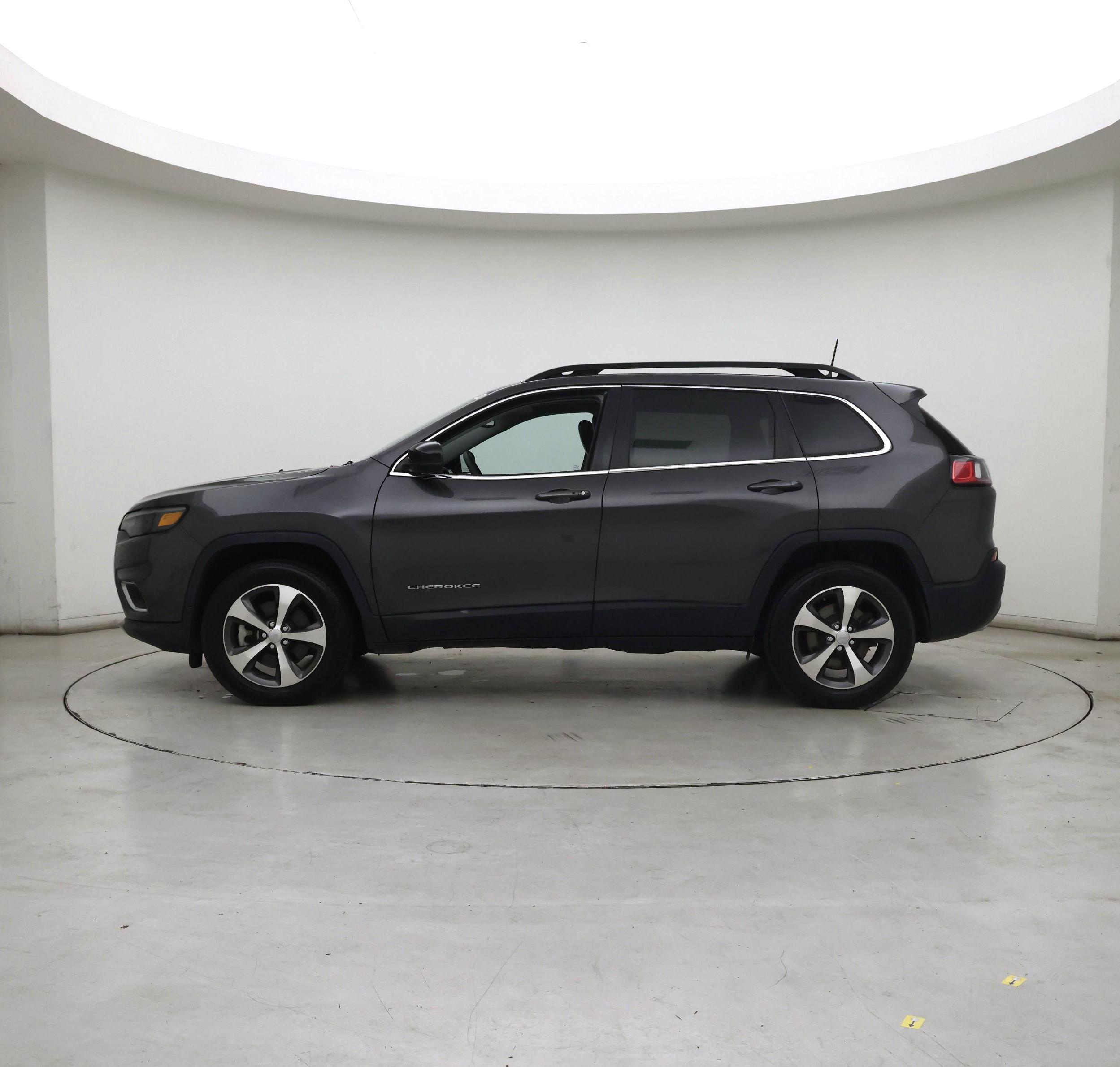 Thumbnail: 2022 Jeep Cherokee - 3
