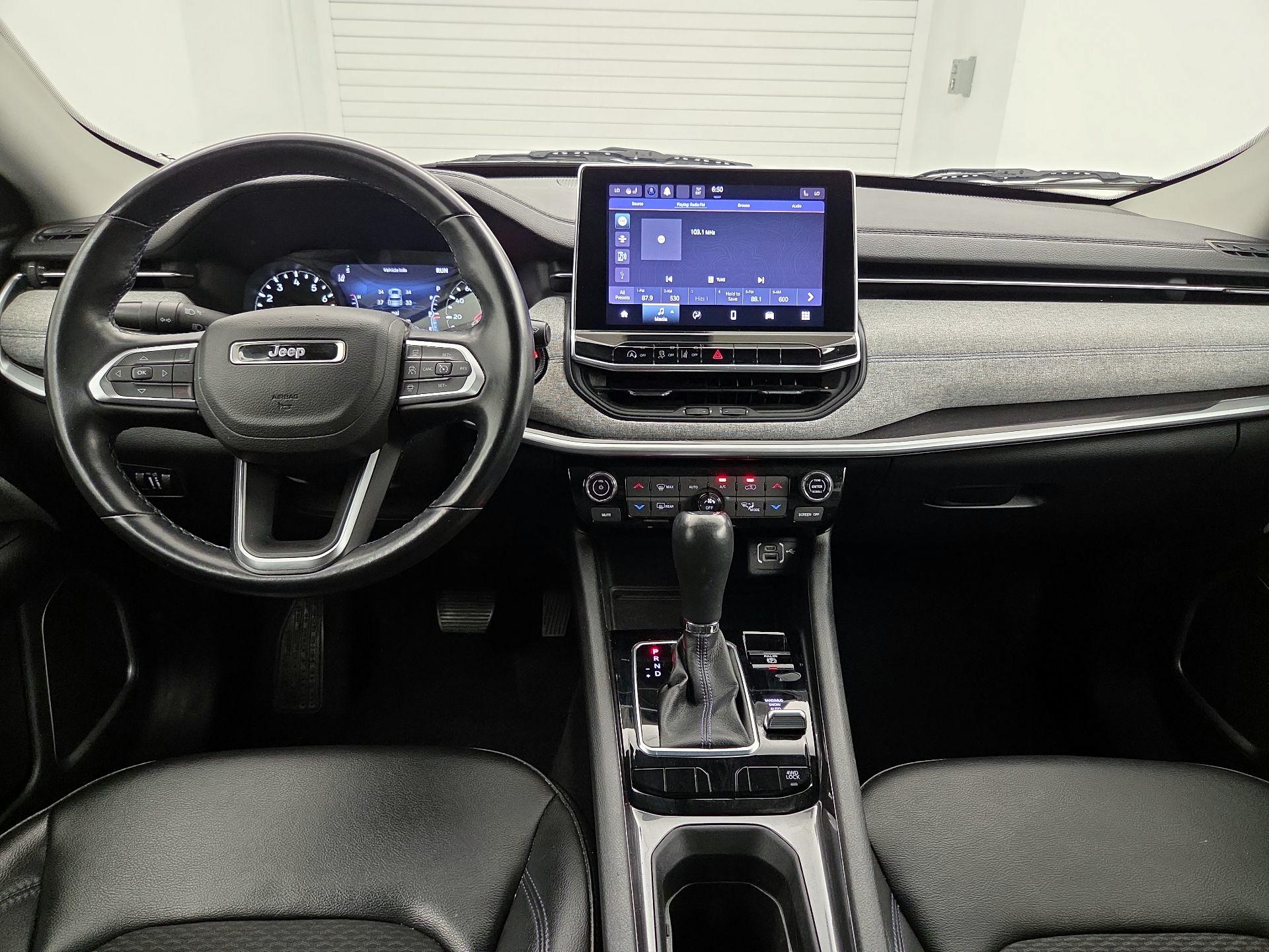 Thumbnail: 2022 Jeep Compass - 9