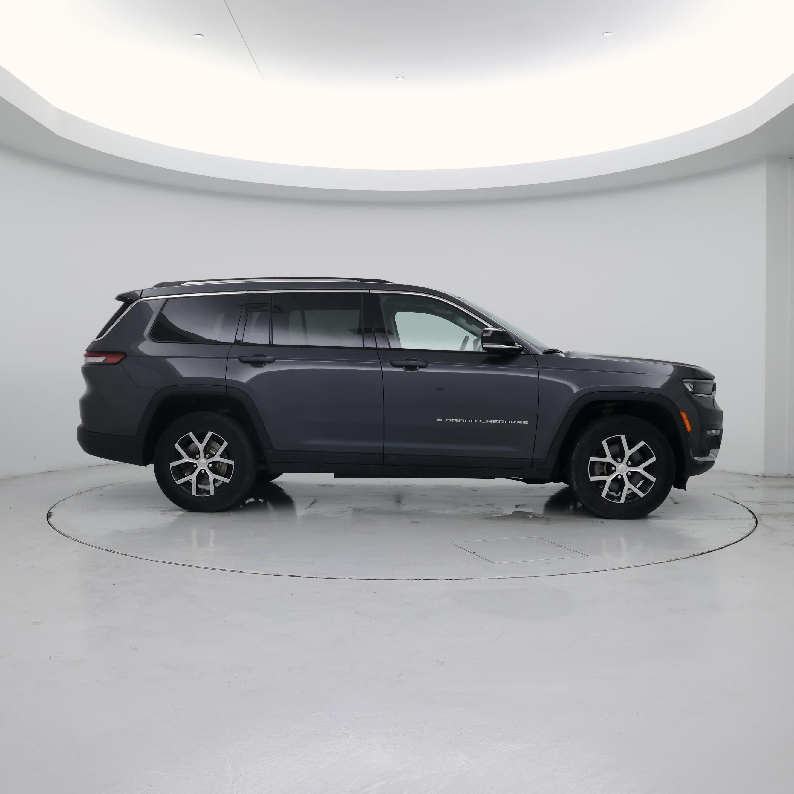 Thumbnail: 2023 Jeep Grand Cherokee L - 7