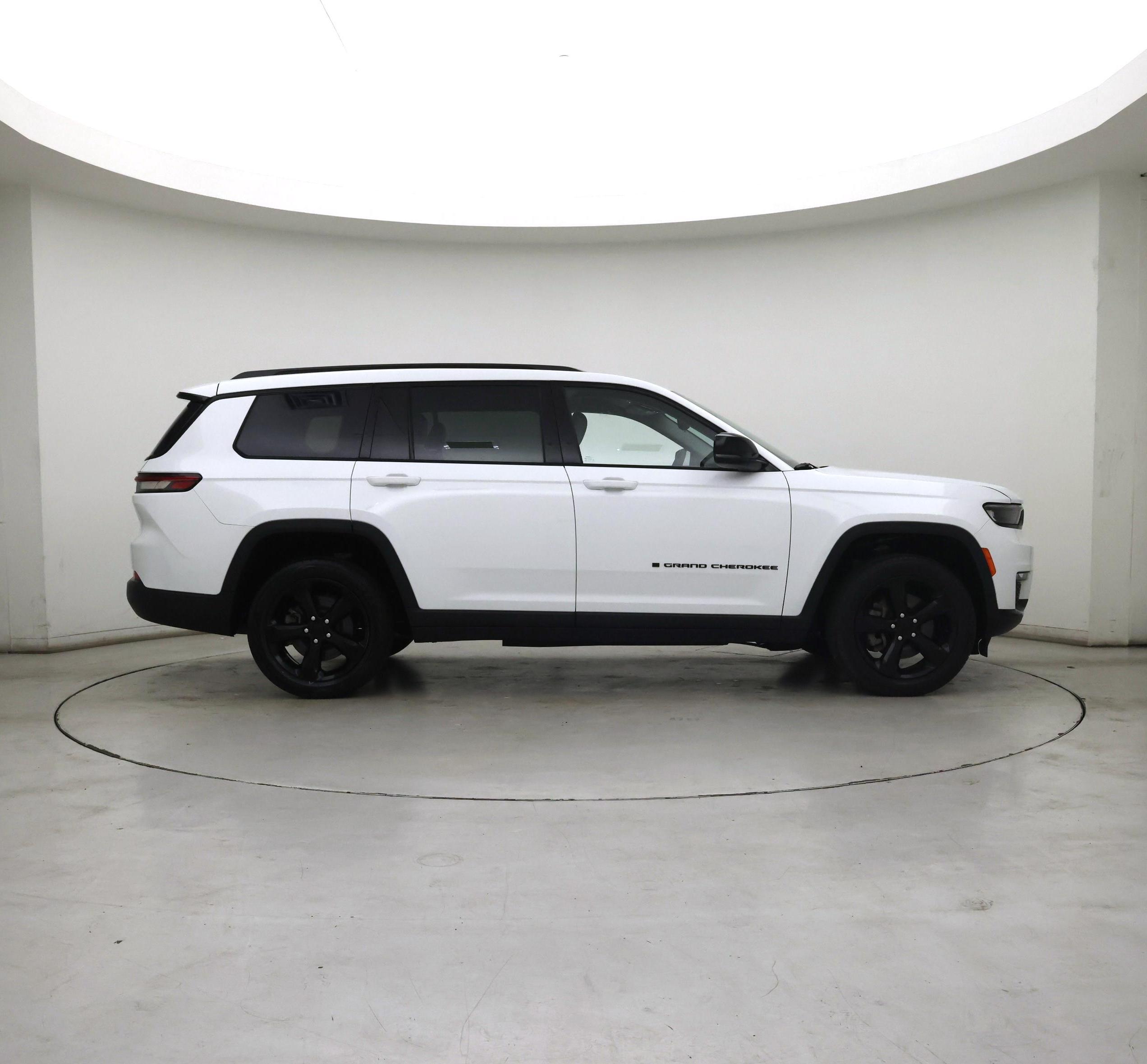 Thumbnail: 2023 Jeep Grand Cherokee L - 7