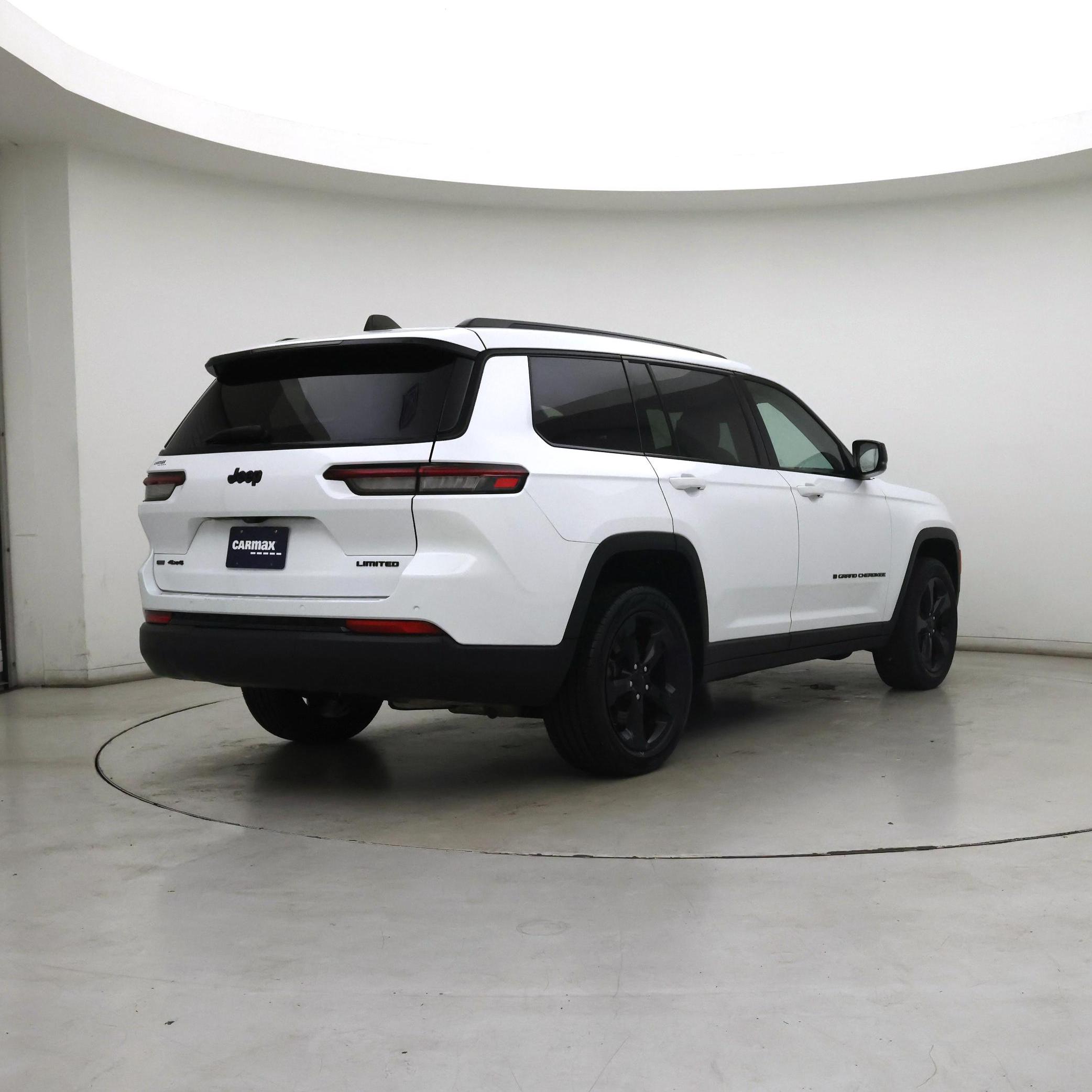 Thumbnail: 2023 Jeep Grand Cherokee L - 8