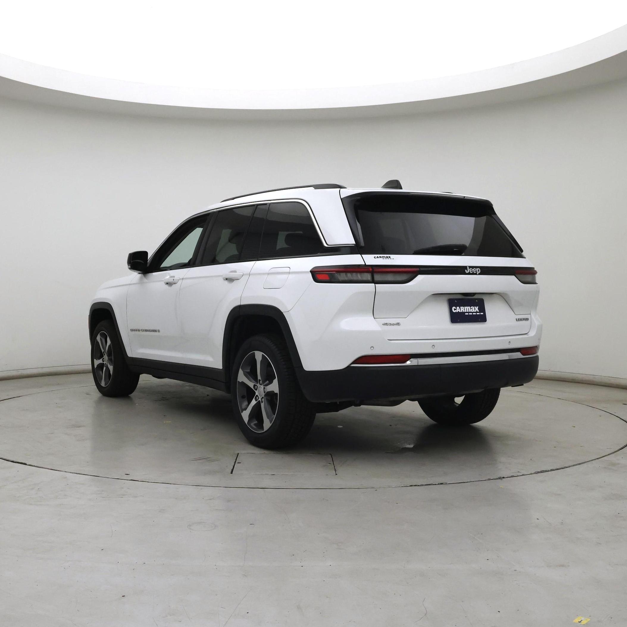 Thumbnail: 2023 Jeep Grand Cherokee - 2