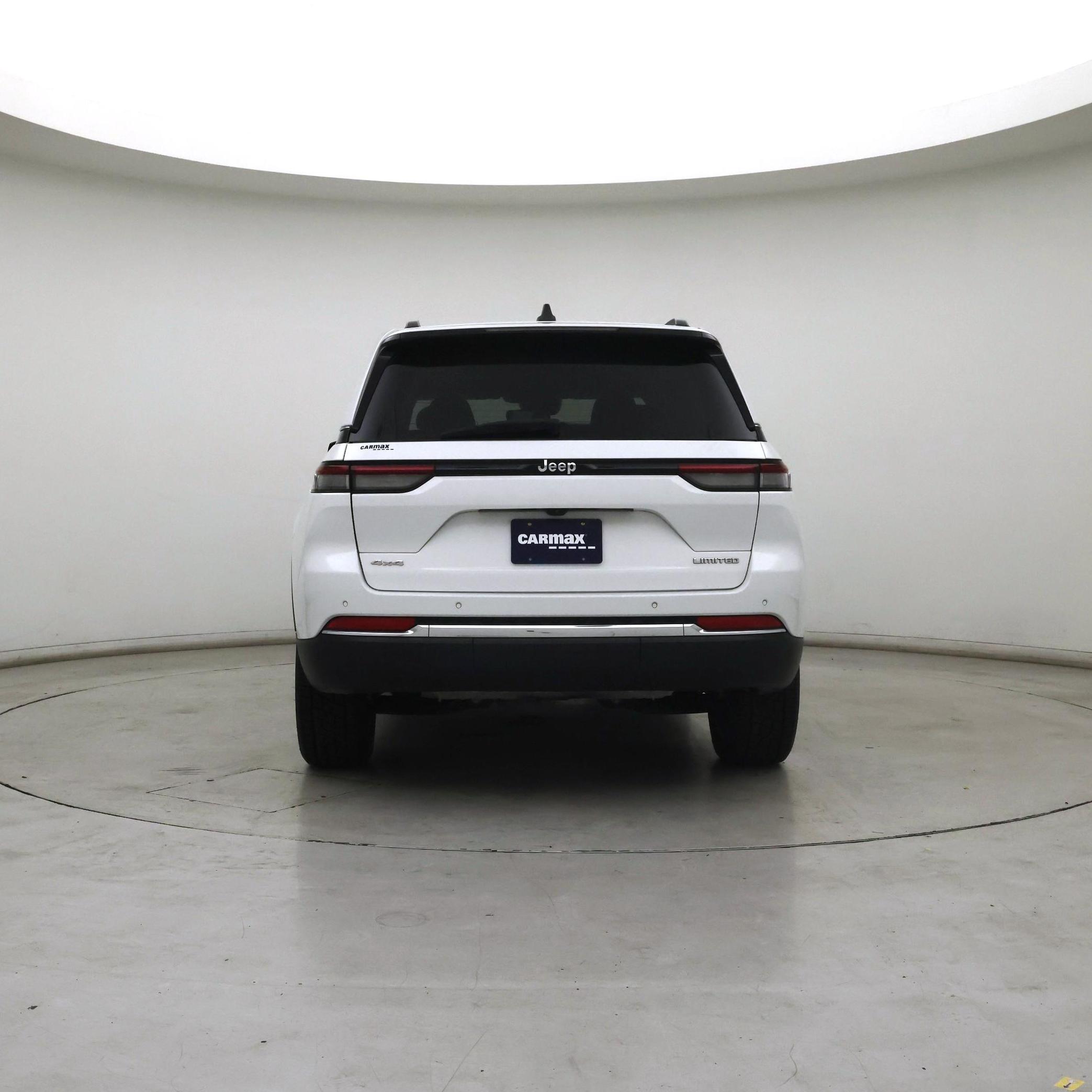 Thumbnail: 2023 Jeep Grand Cherokee - 6