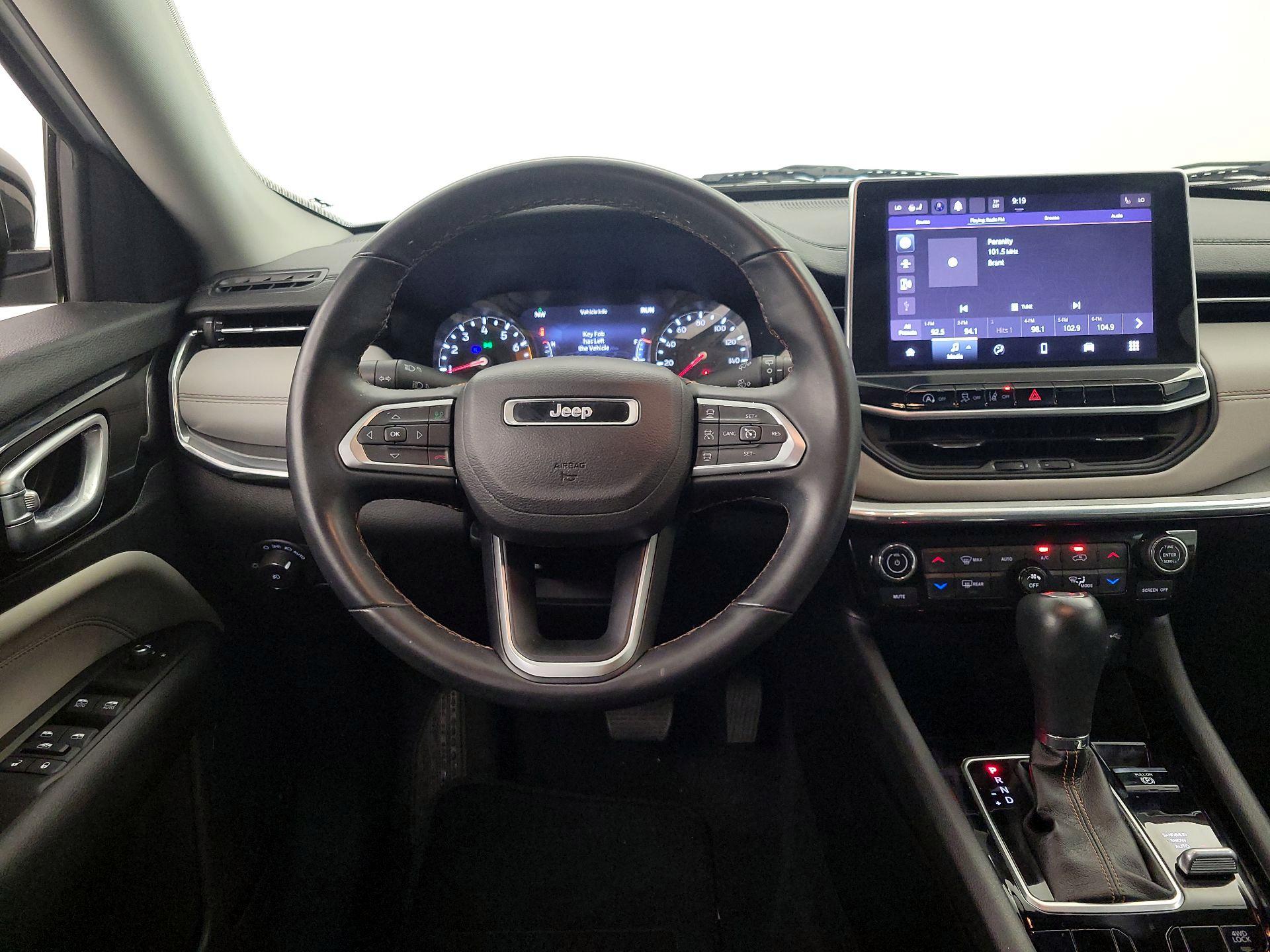 Thumbnail: 2022 Jeep Compass - 10