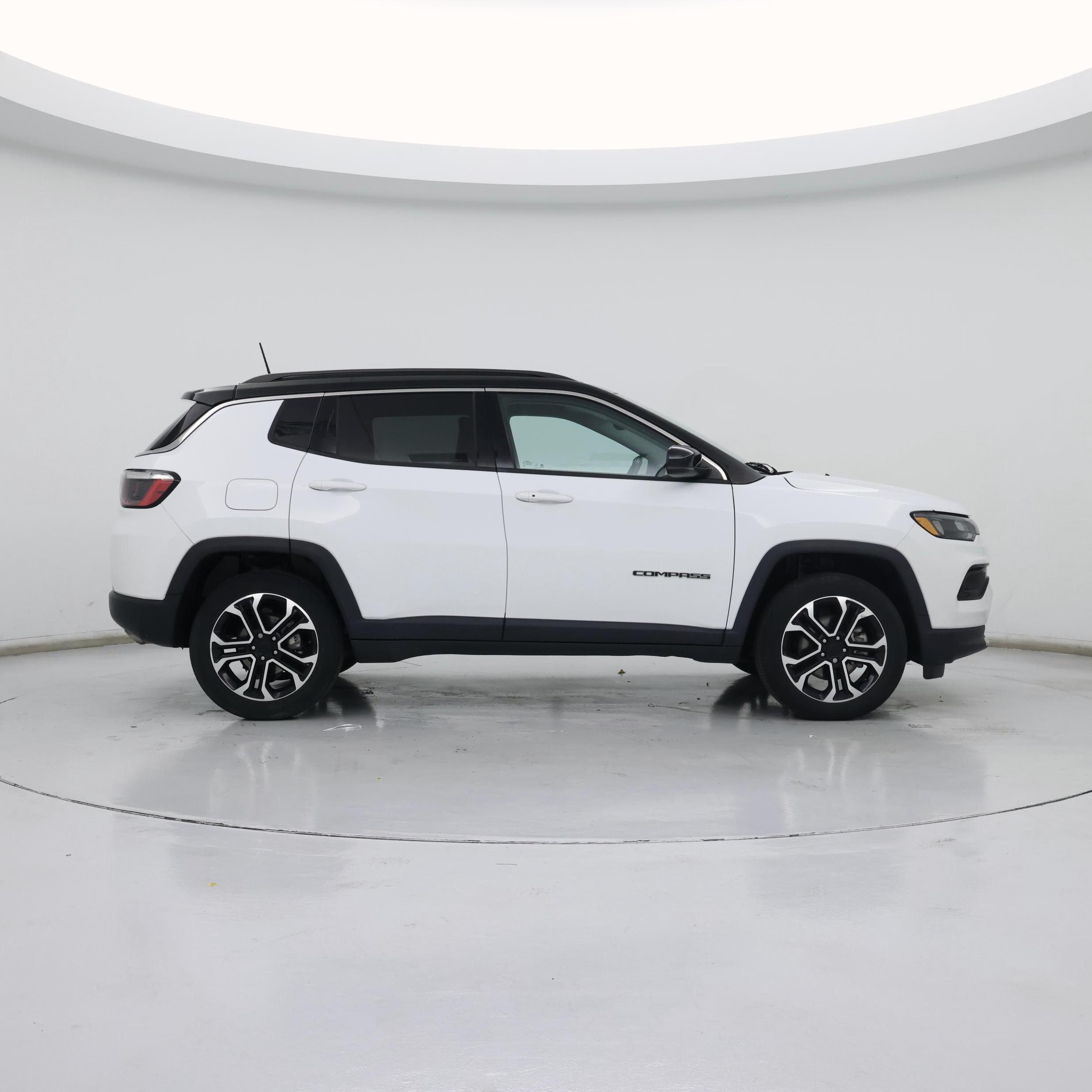 Thumbnail: 2022 Jeep Compass - 7