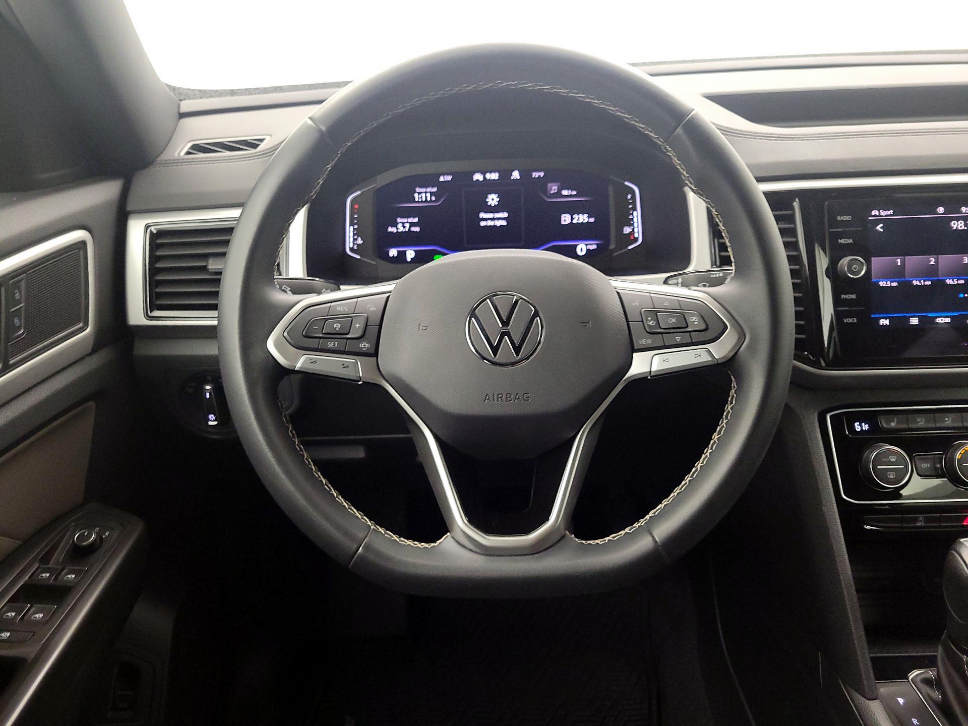 Thumbnail: 2023 Volkswagen Atlas - 10