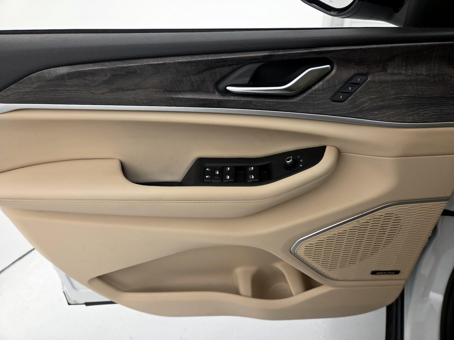 Thumbnail: 2022 Jeep Grand Cherokee L - 12