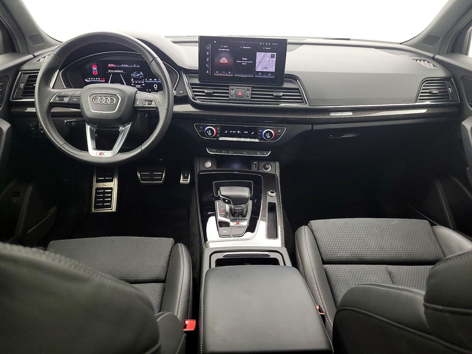 Apple CarPlay® & Android Auto™