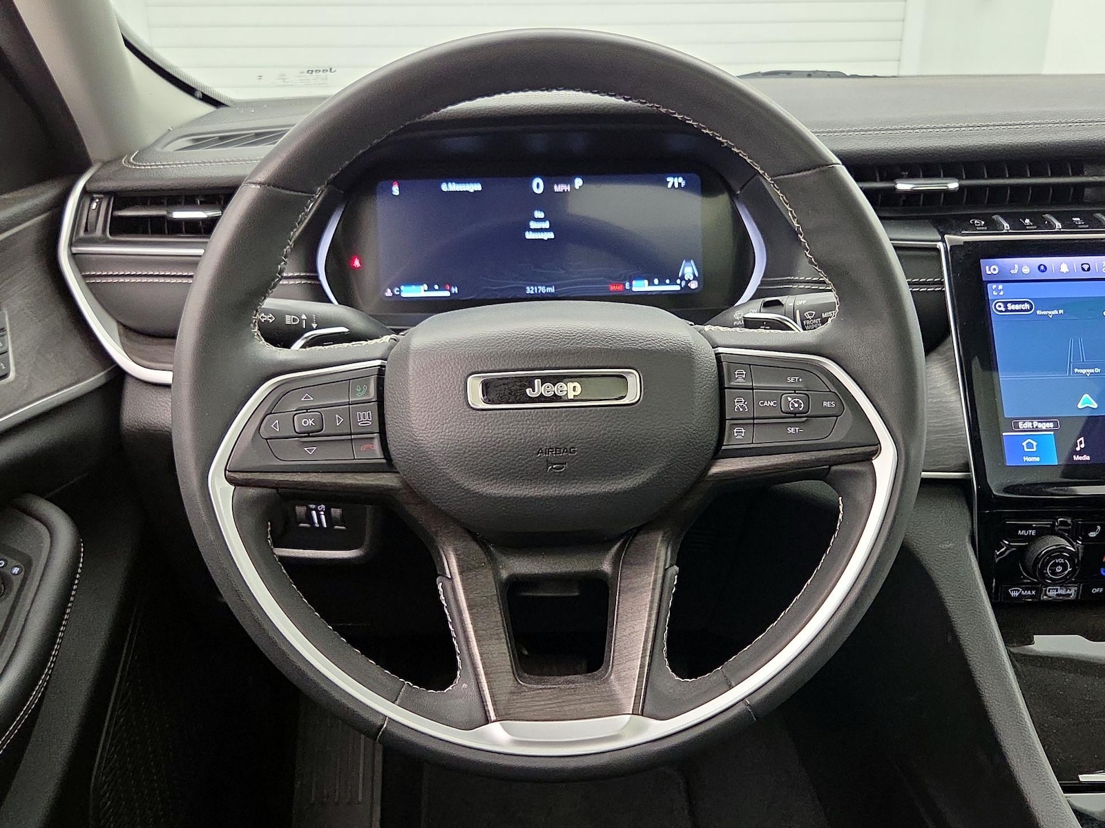 2023 Jeep Grand Cherokee Limited - Photo 11